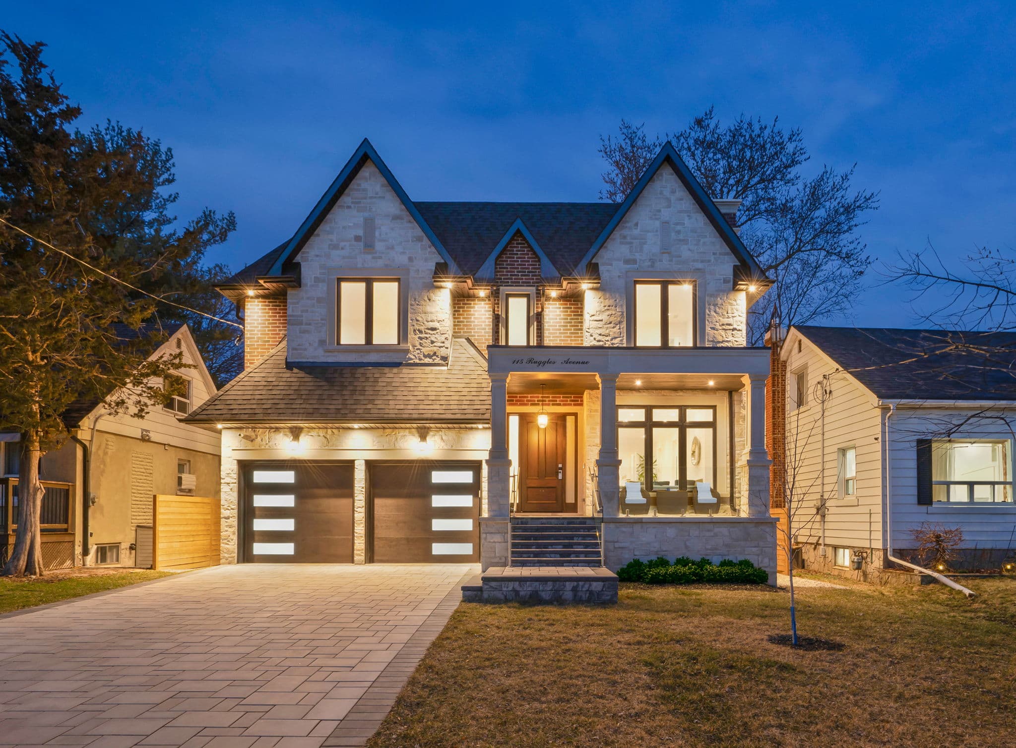 115 Ruggles Ave Richmond Hill, ON L4C 1Y3