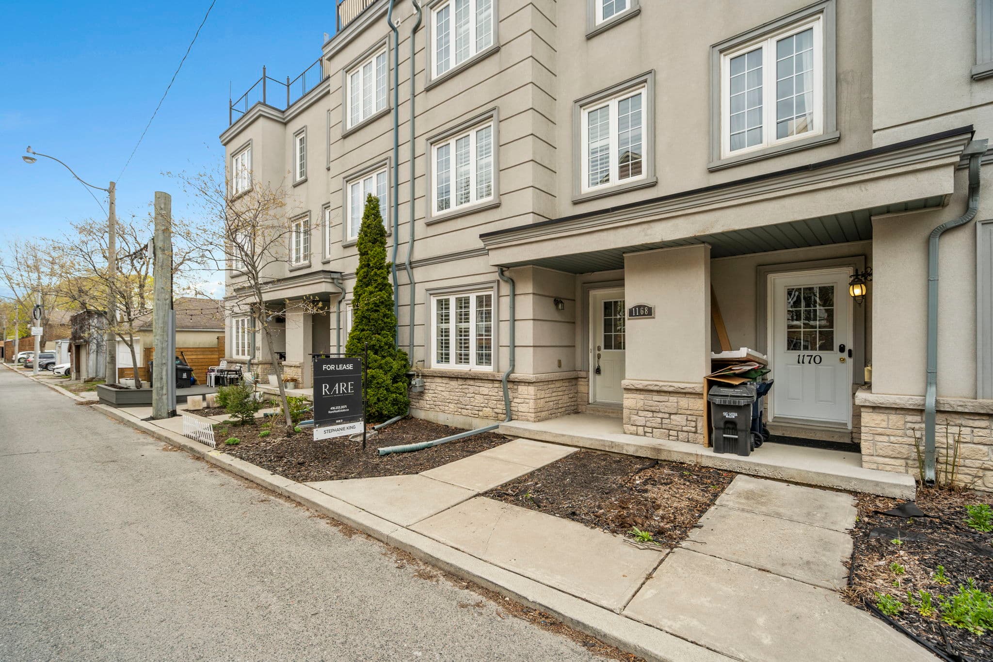 1168 Craven Rd Toronto, ON M4J 0A2