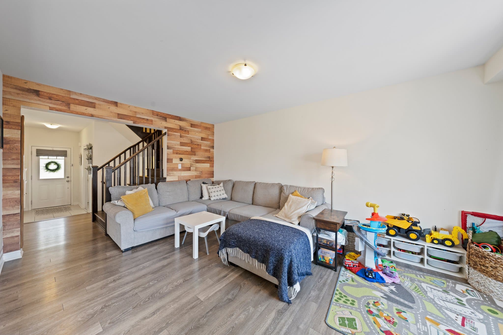 1172 Duignan Cres Milton, ON L9T 7K6