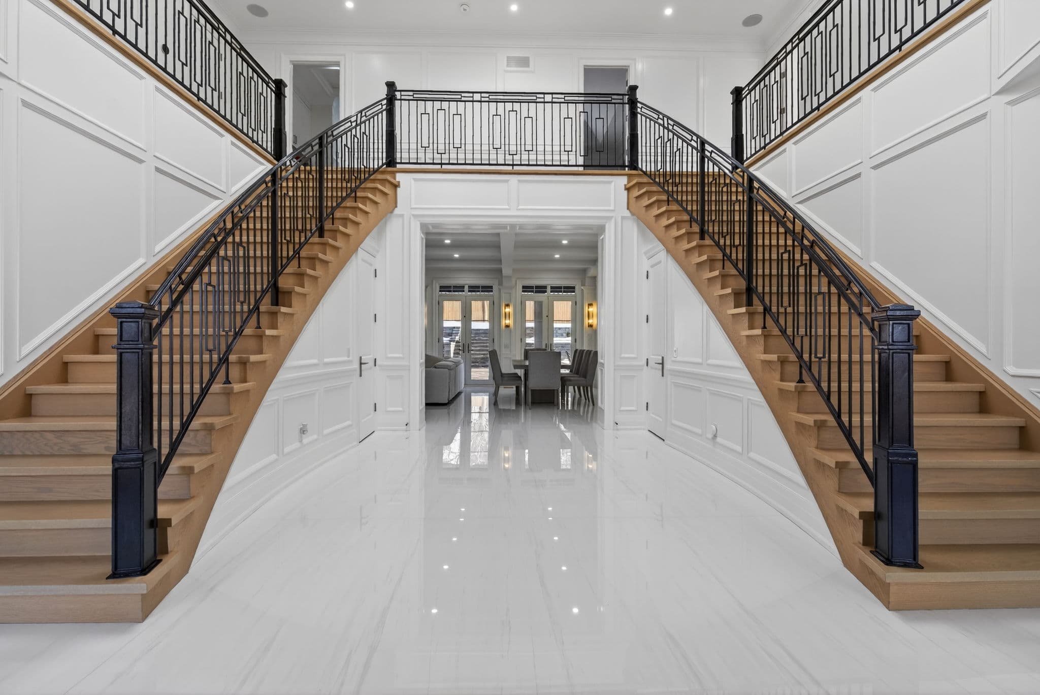 118 Laurentide Dr Toronto, ON M3A 3E5