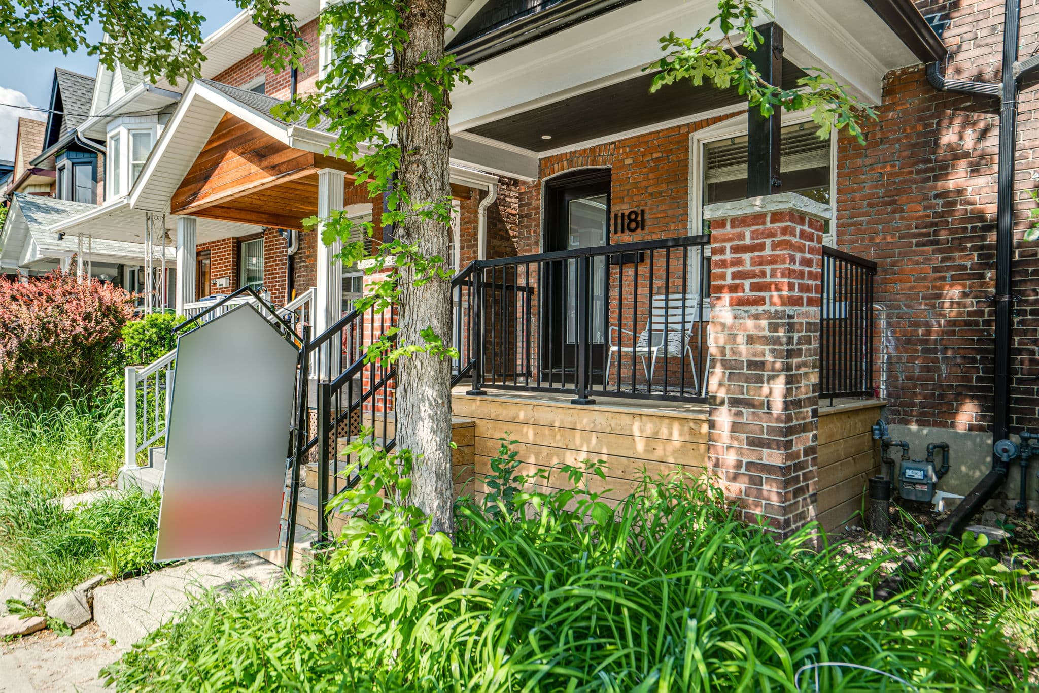 1181 Ossington Ave Toronto, ON M6G 3W4