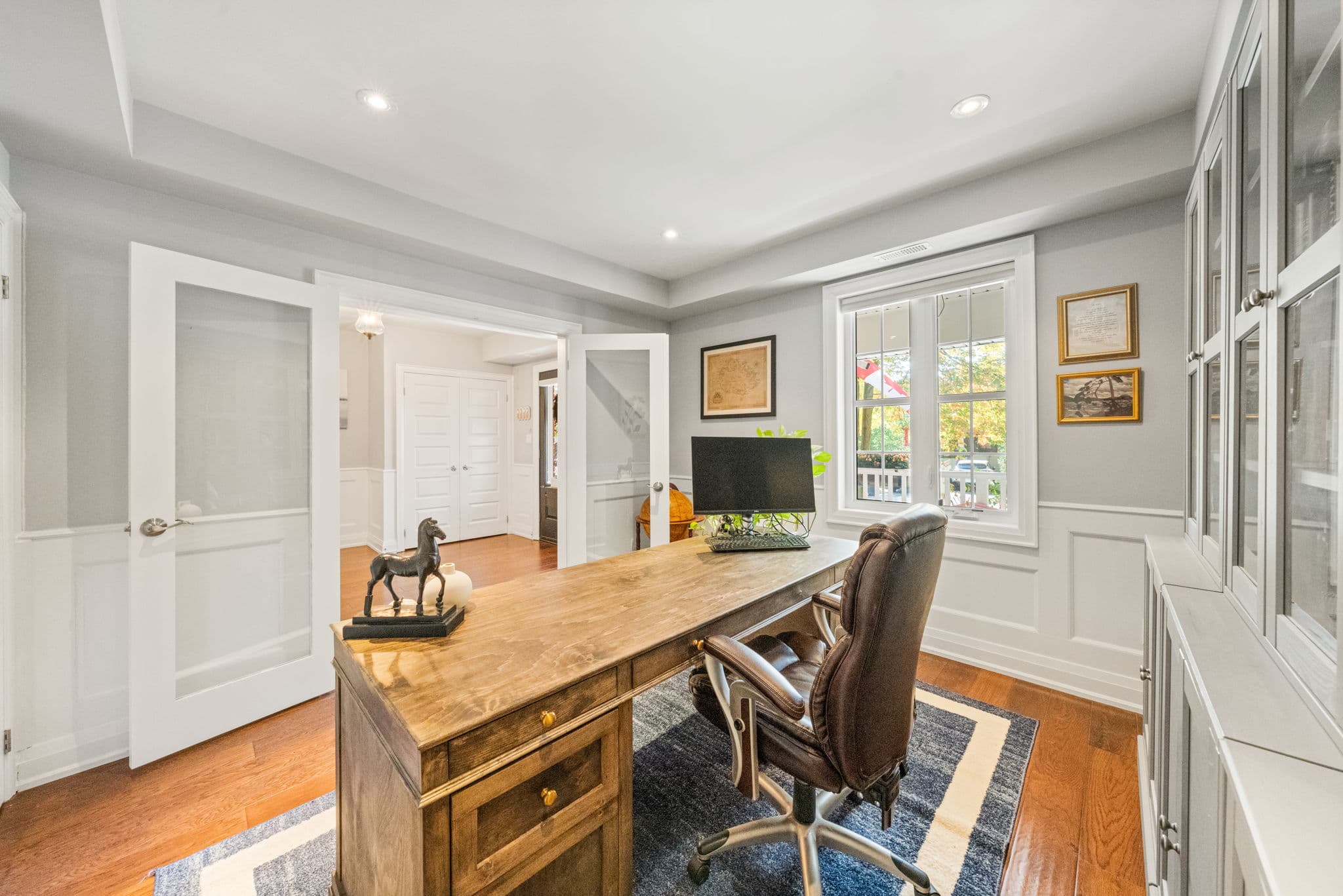 119 Richmond St Richmond Hill, ON L4C 3Y6