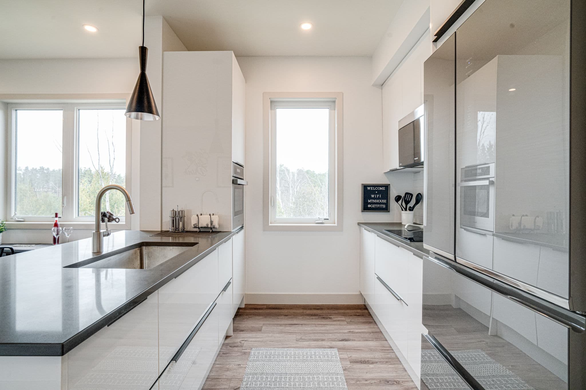 12 Beckwith Ln Unit 207 Blue Mountains, ON L9Y 0A4