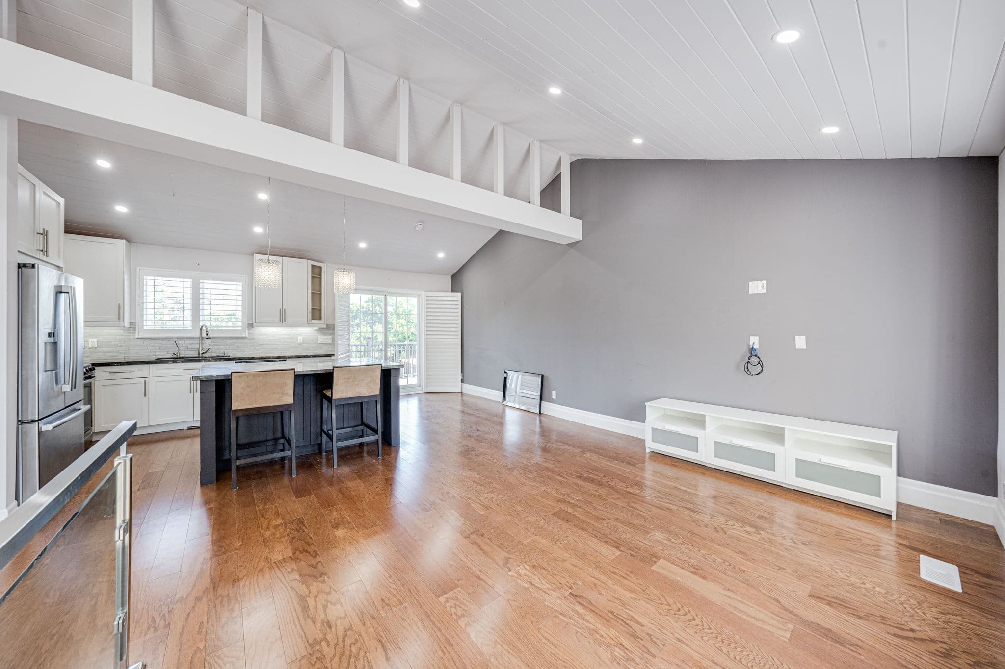12 King Richard Ct Markham, ON L3P 1M1