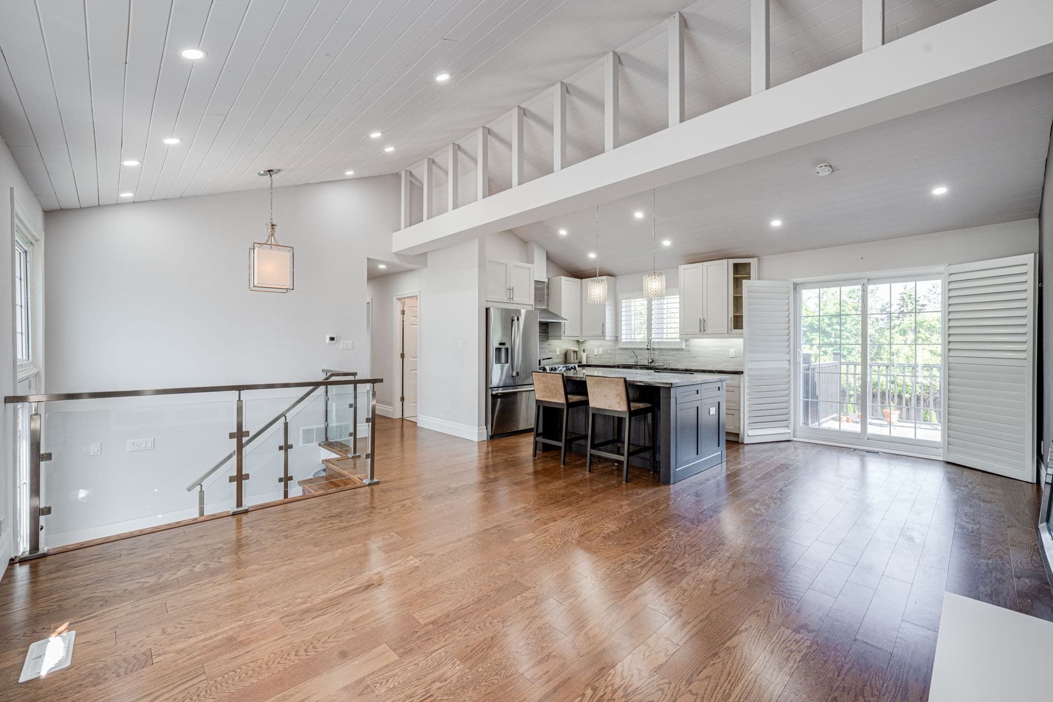 12 King Richard Ct Markham, ON L3P 1M1