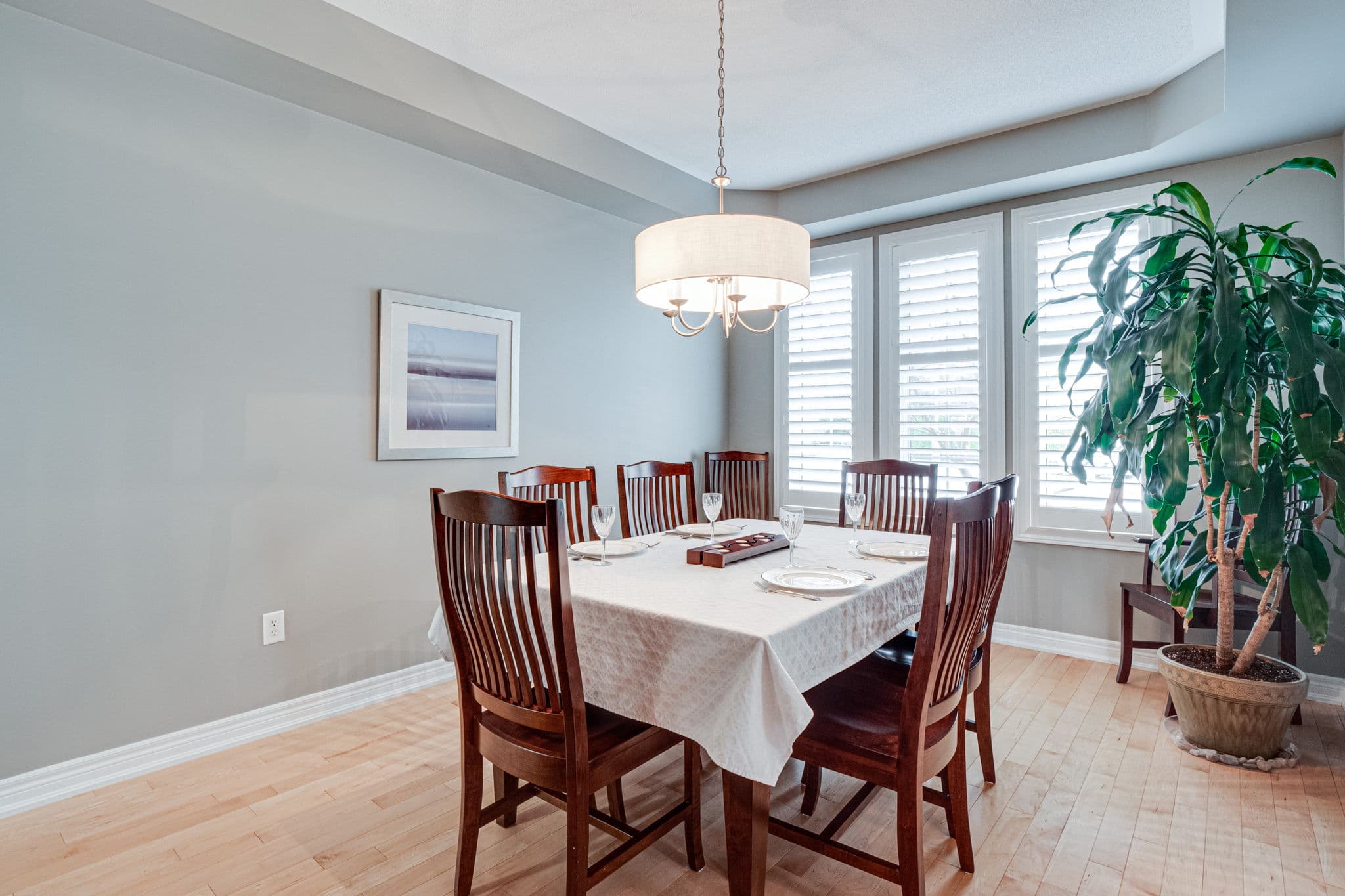 12 Madras Ave Richmond Hill, ON L4E 5E4