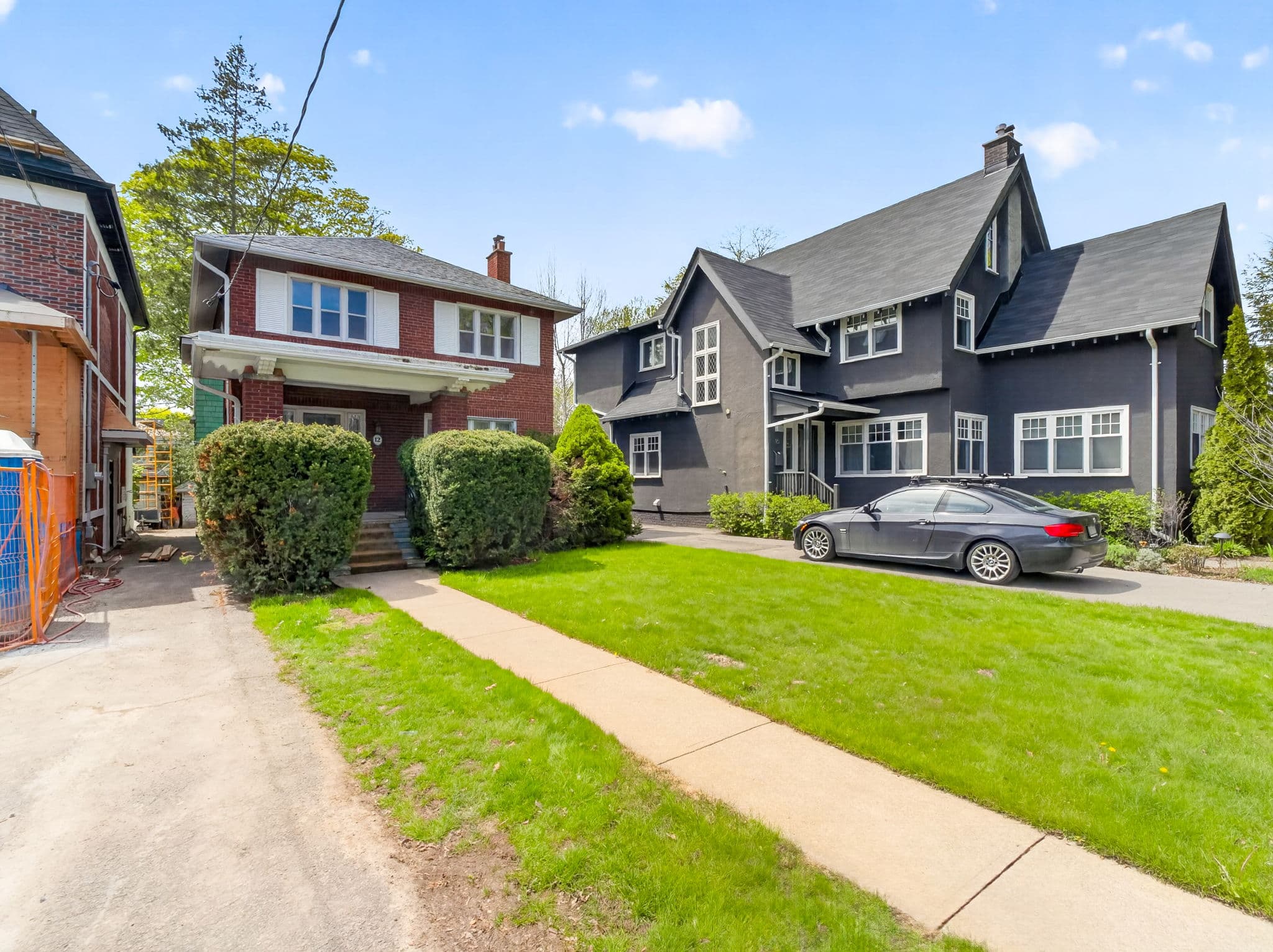 12 Stibbard Ave Toronto, ON M4P 2C1
