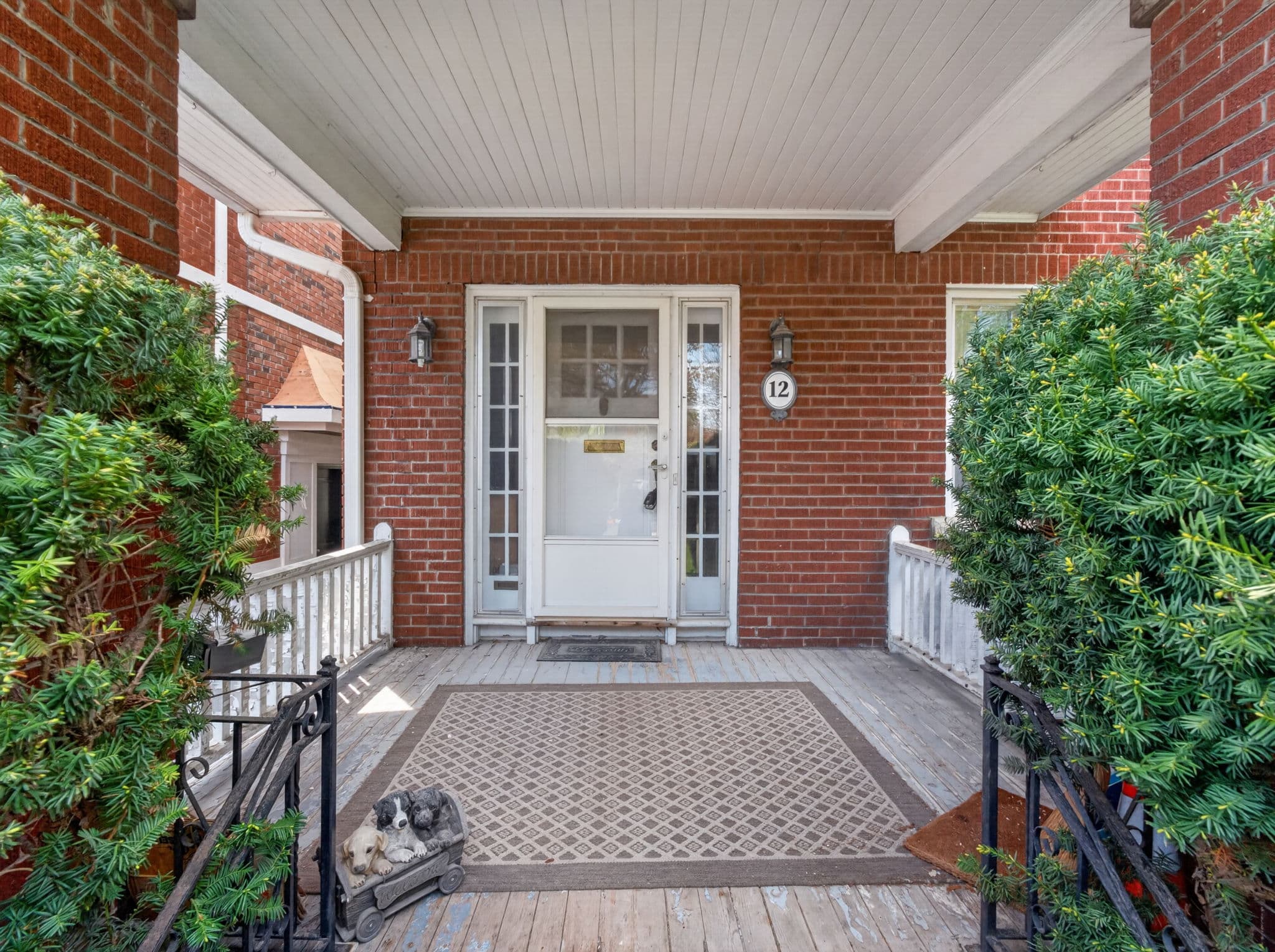 12 Stibbard Ave Toronto, ON M4P 2C1