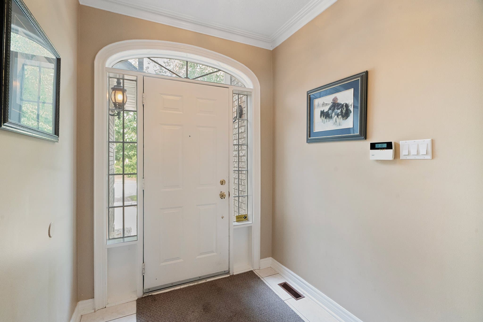 12 White Oak Crescent Richmond Hill, ON L4B 3R3