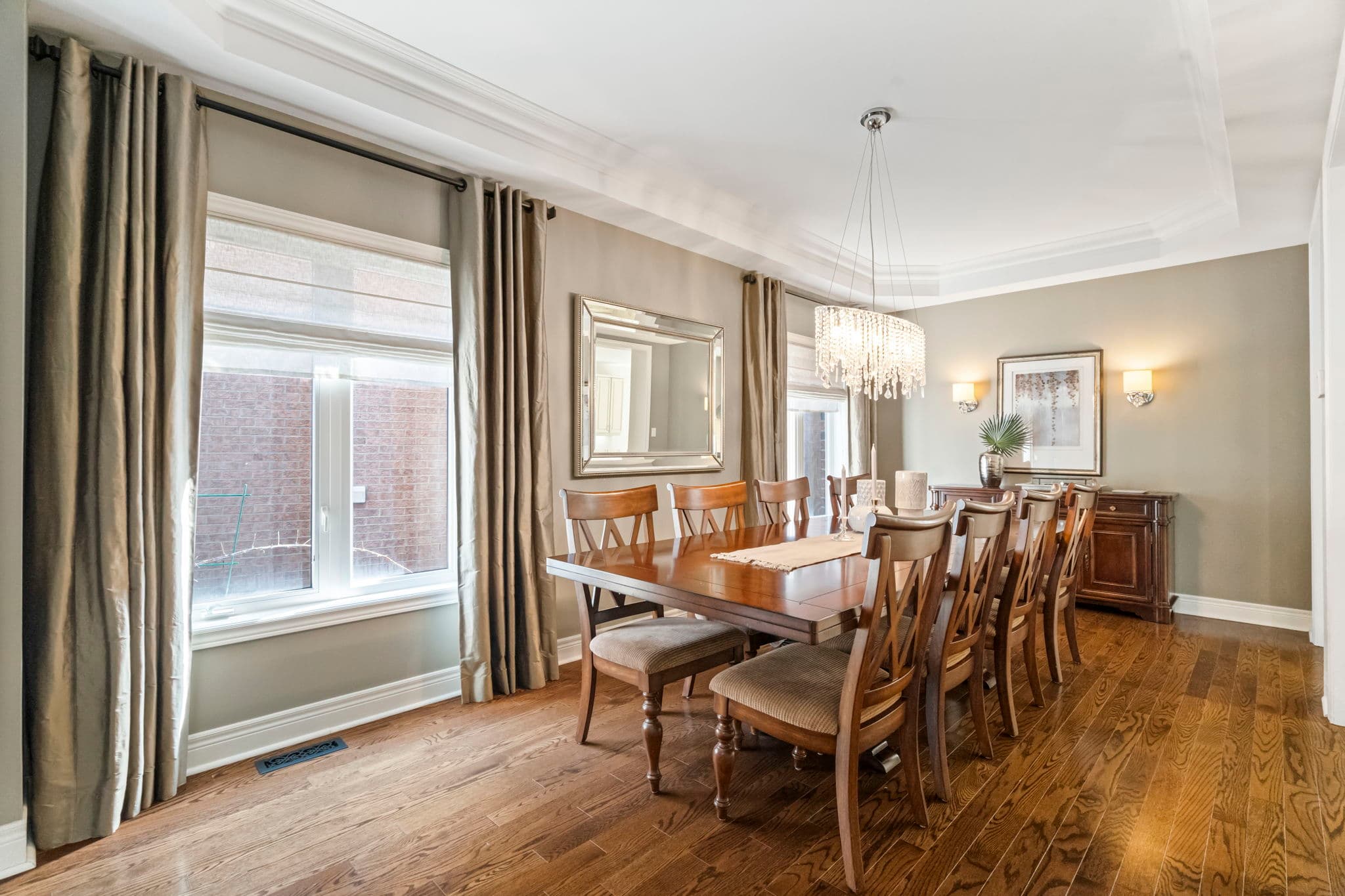 121 White Spruce Crescent Vaughan, ON L6A 4B8