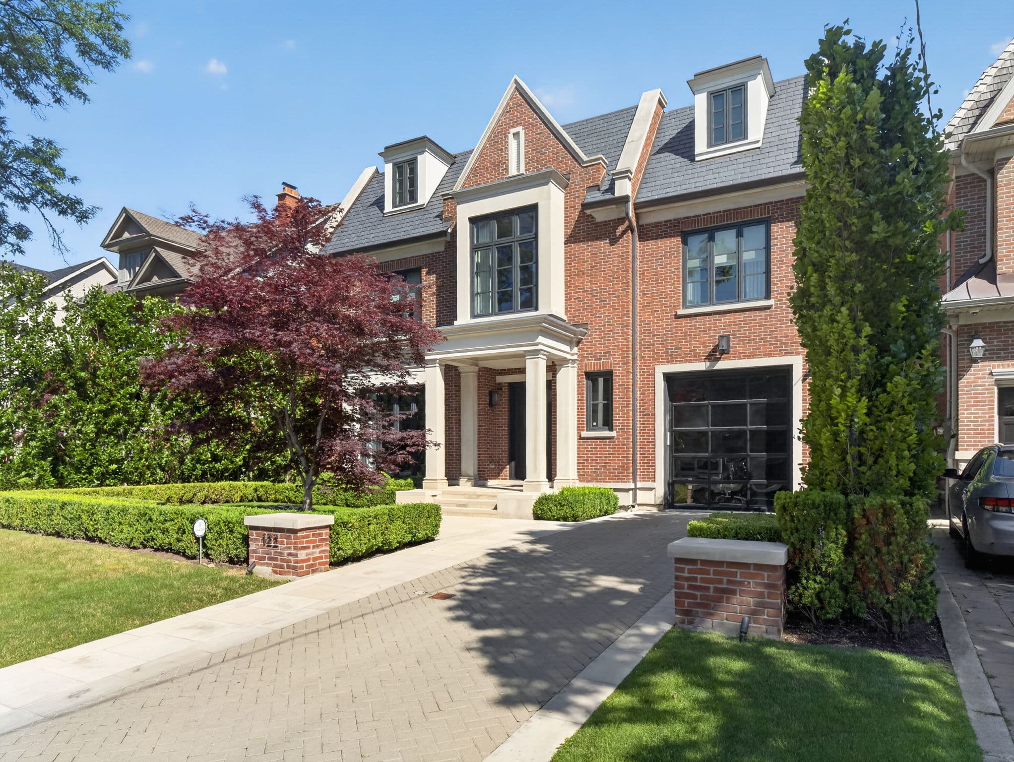 122 Lytton Blvd Toronto, ON M4R 1L4