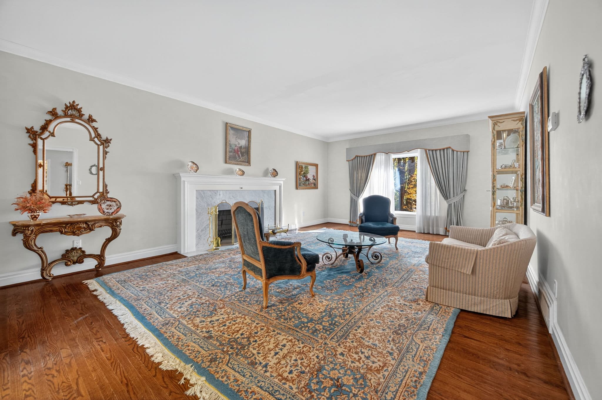 124 Forest Ridge Rd Richmond Hill, ON L4E 3L8
