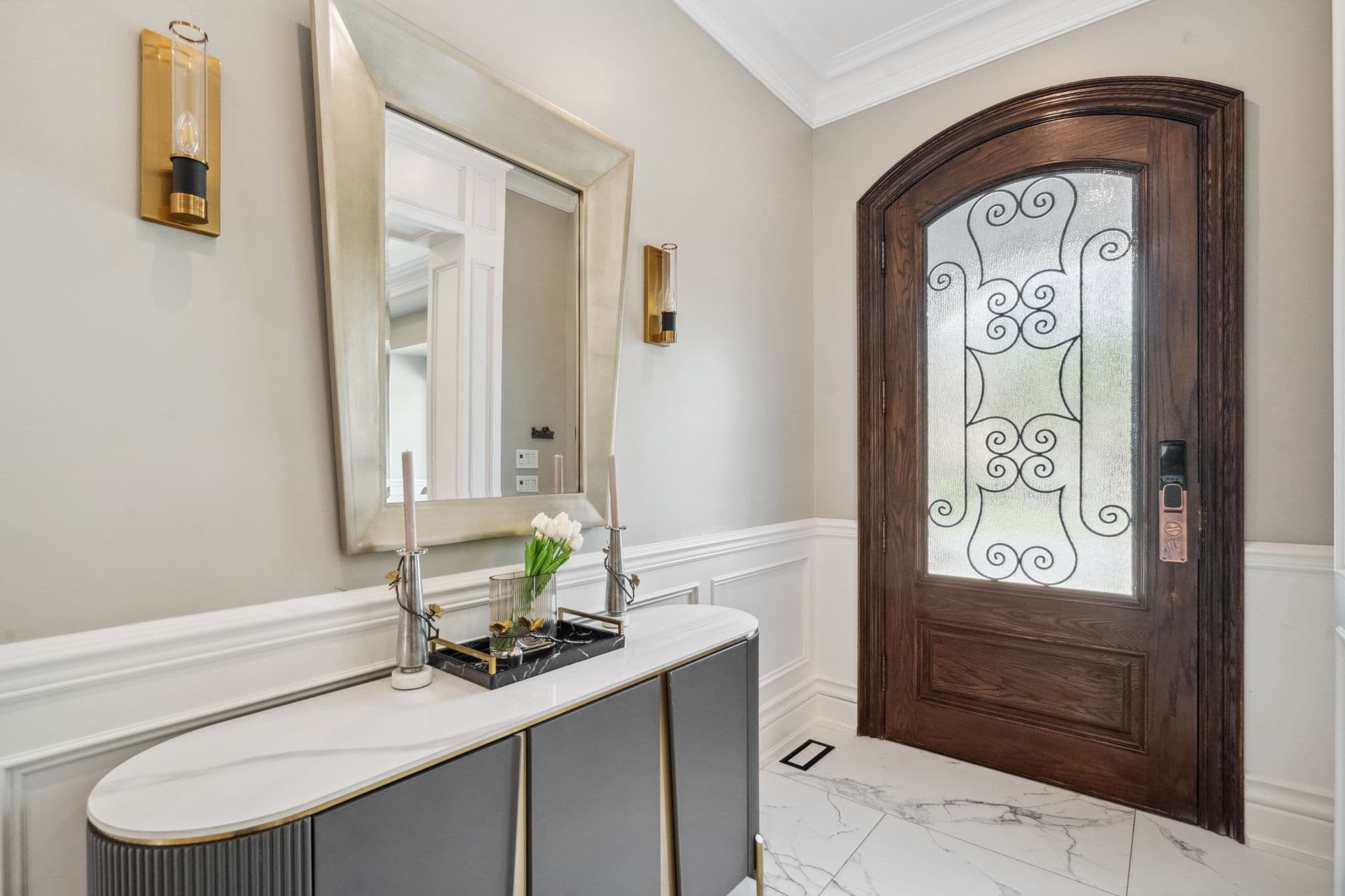 125 Munro Blvd Toronto, ON M2P 1C7