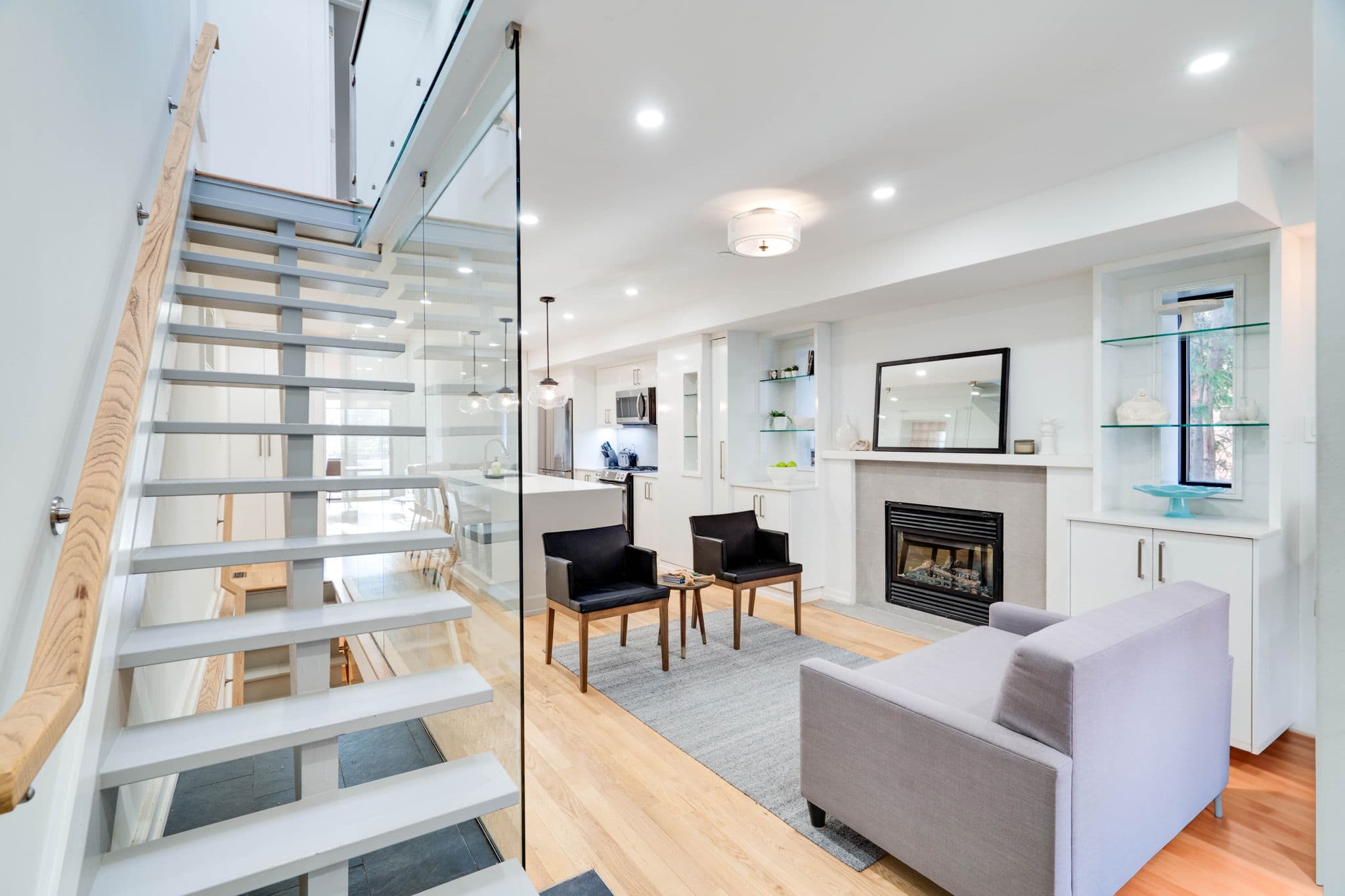 127 Orchard View Blvd Toronto, ON M4R 1C1