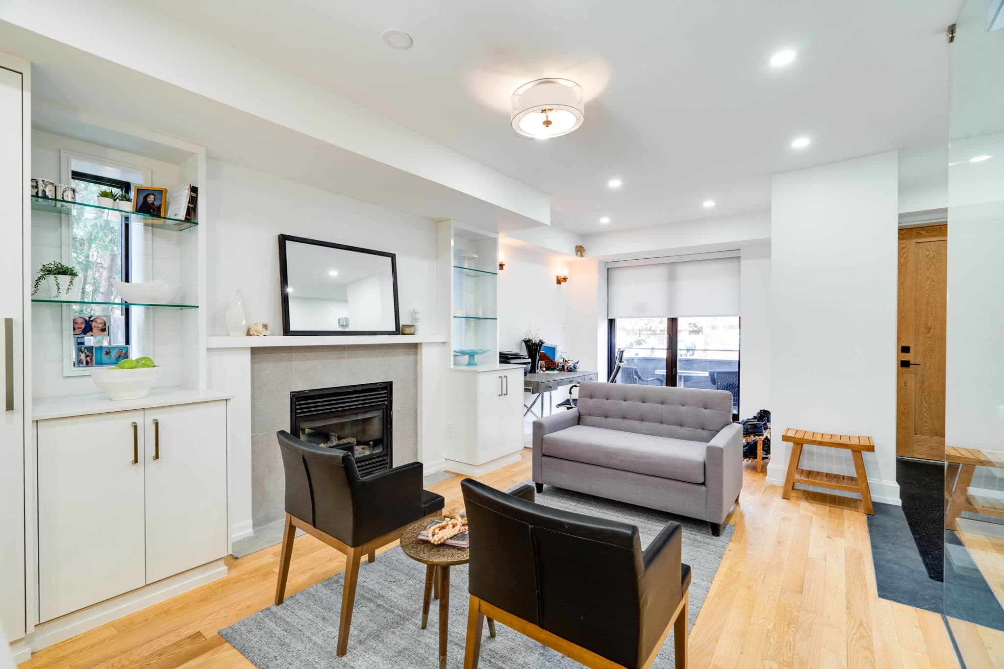 127 Orchard View Blvd Toronto, ON M4R 1C1