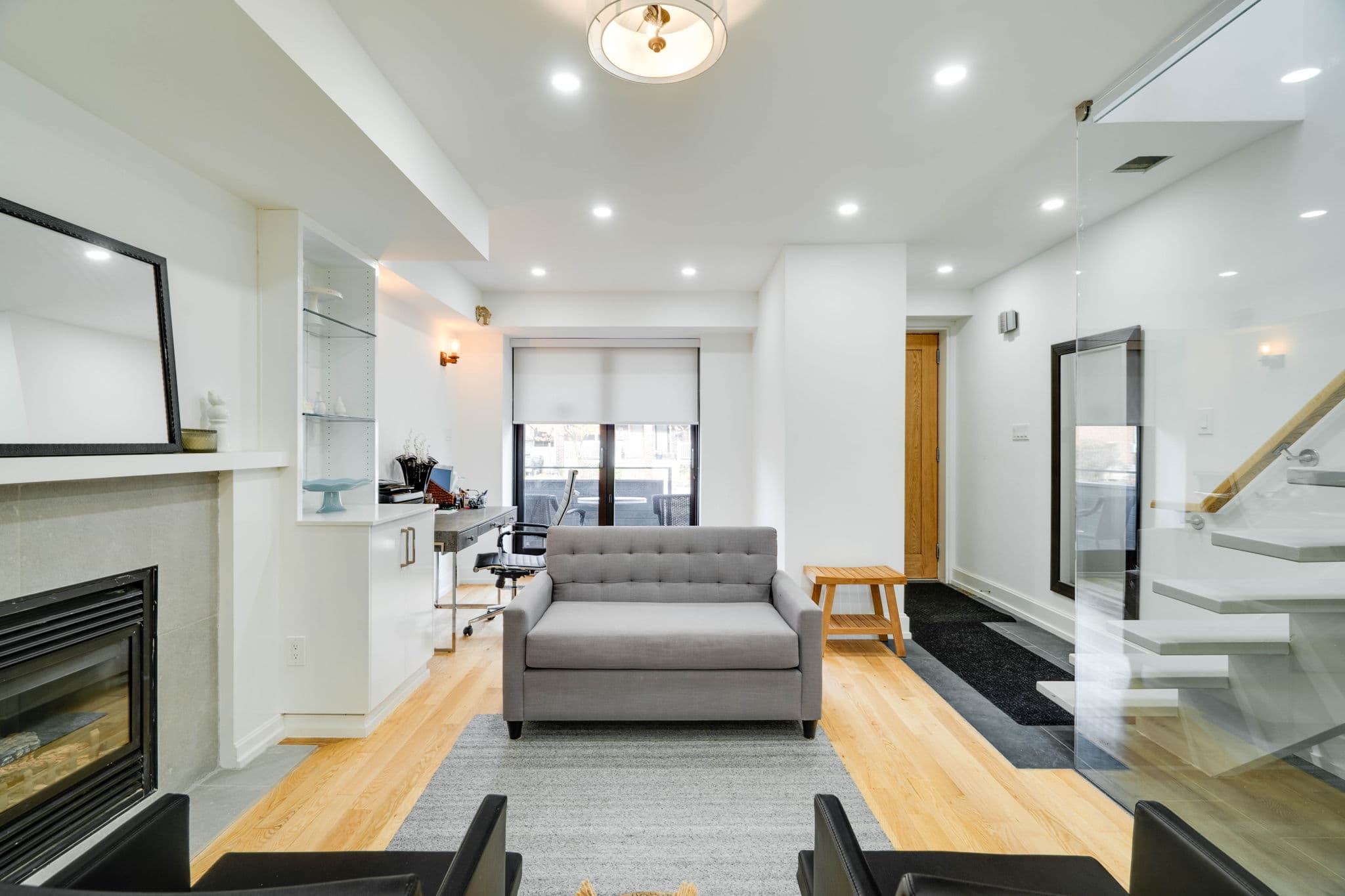 127 Orchard View Blvd Toronto, ON M4R 1C1