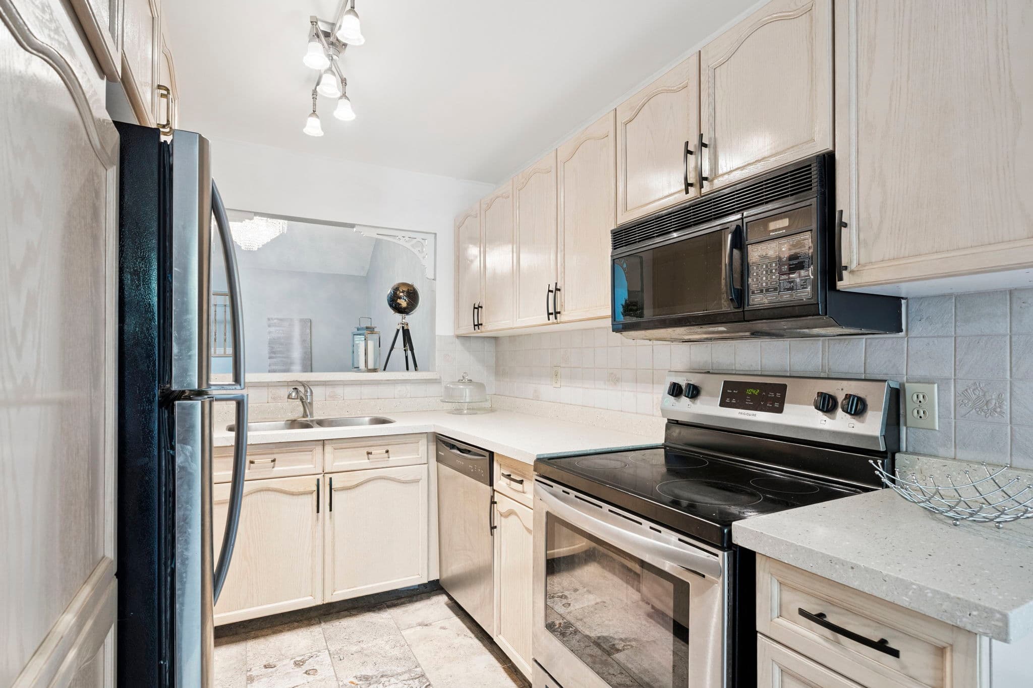 130 Green Briar Rd New Tecumseth, ON L9R 1S2