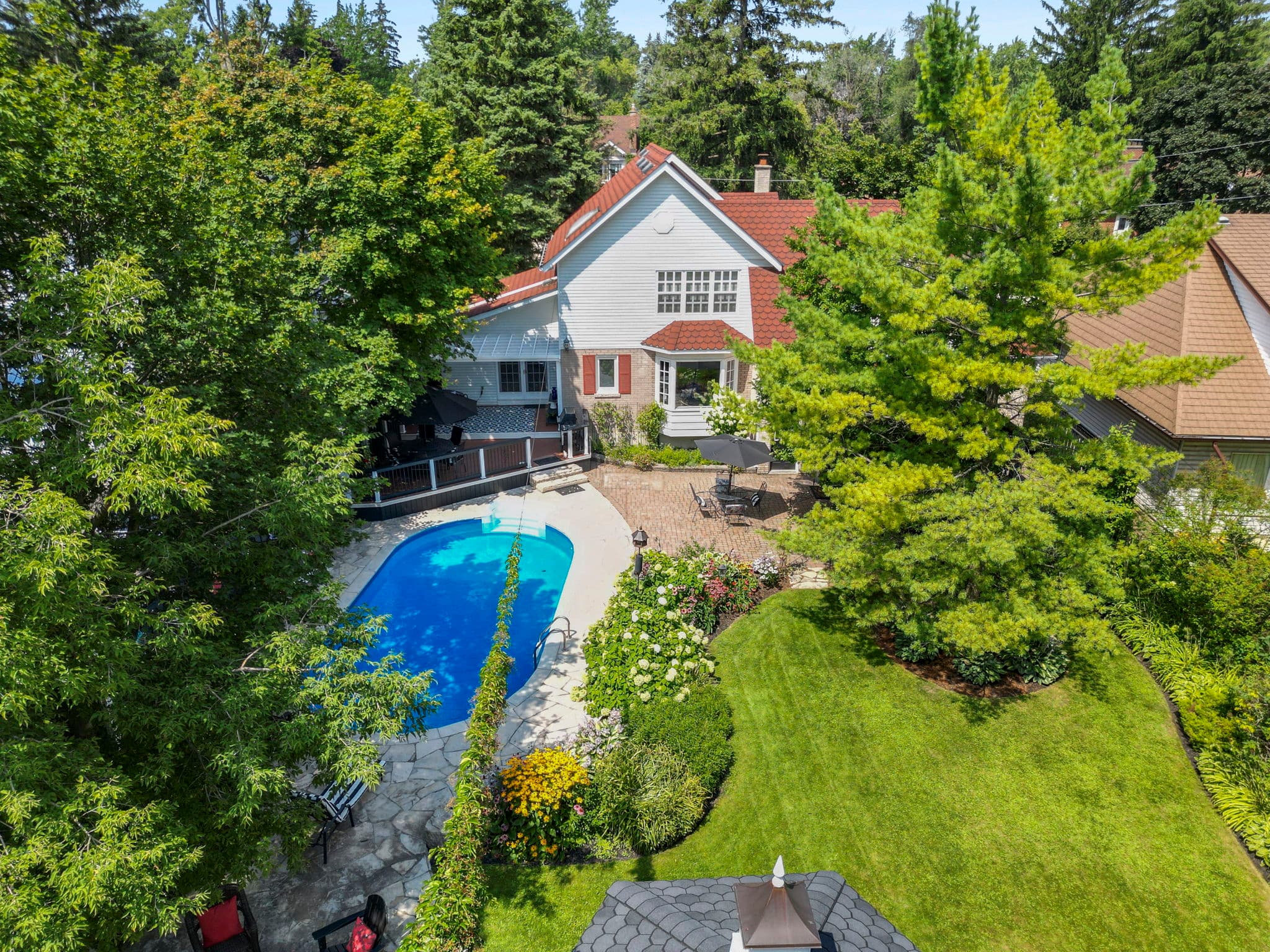 130 Wright St Richmond Hill, ON L4C 4A5