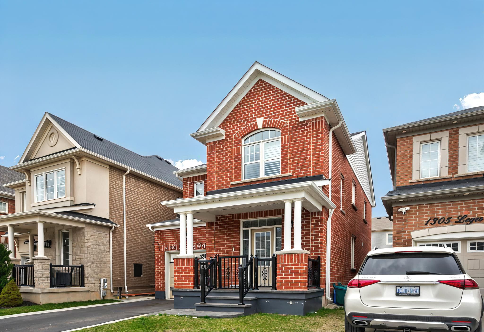 1301 Leger Wy Milton, ON L9T 7K6