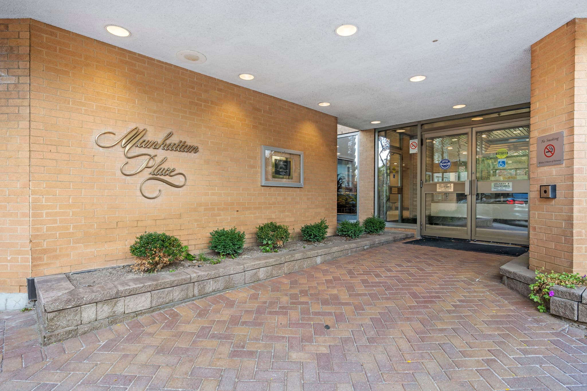 131 Beecroft Rd Unit 2201 Toronto, ON M2N 6G9
