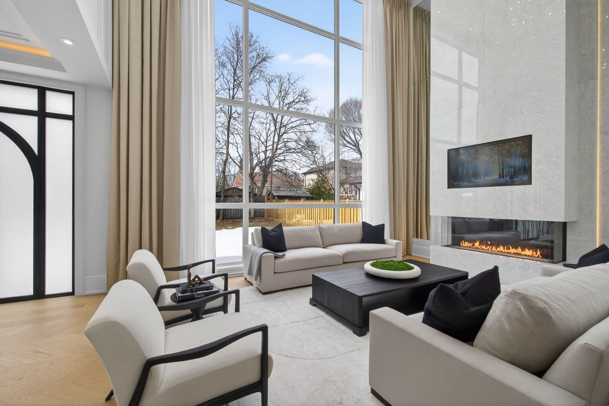 131 Mayfield Dr Oakville, ON L6H 1K6