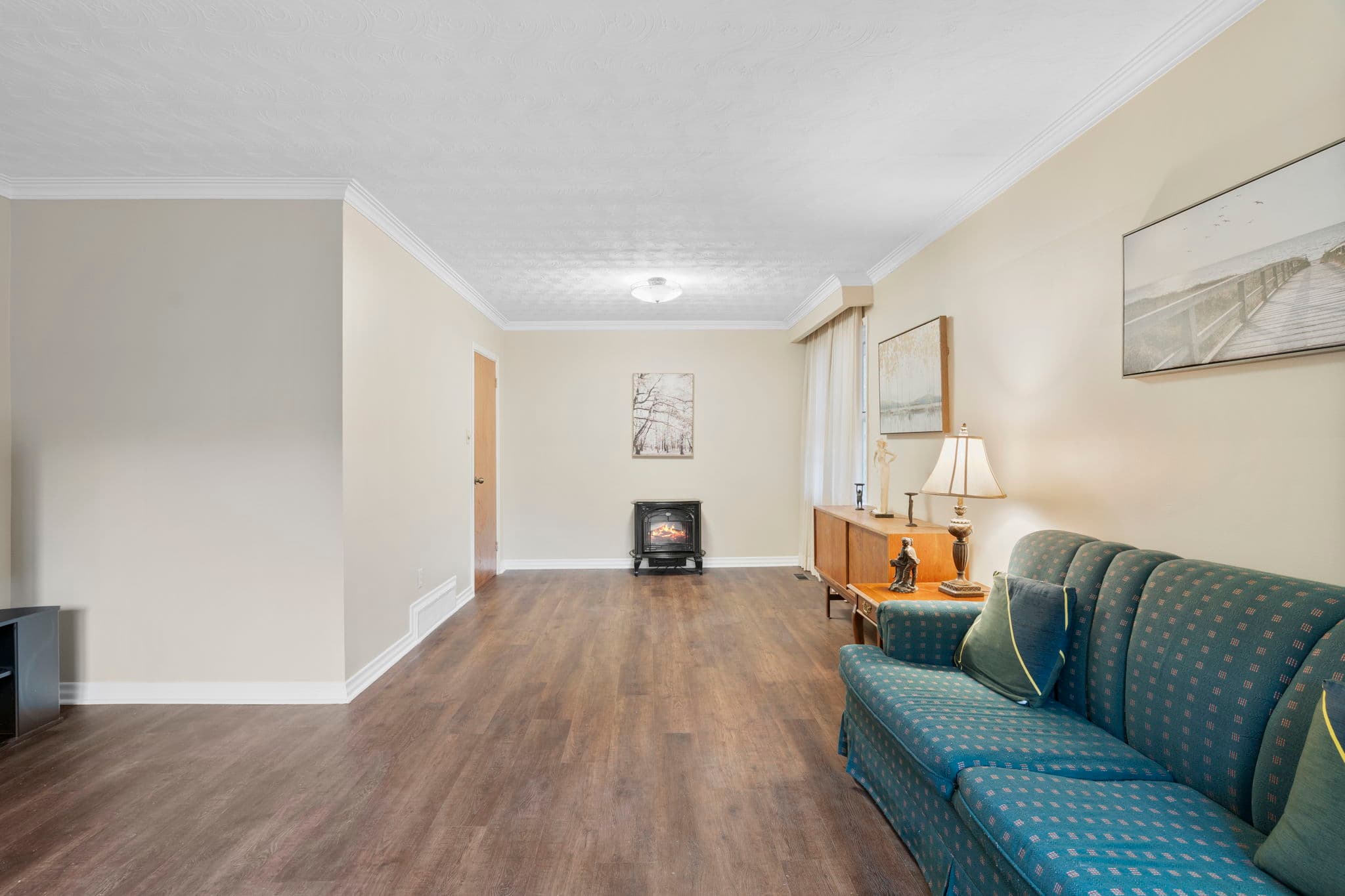 132 Grey Rd Toronto, ON M5M 4G1