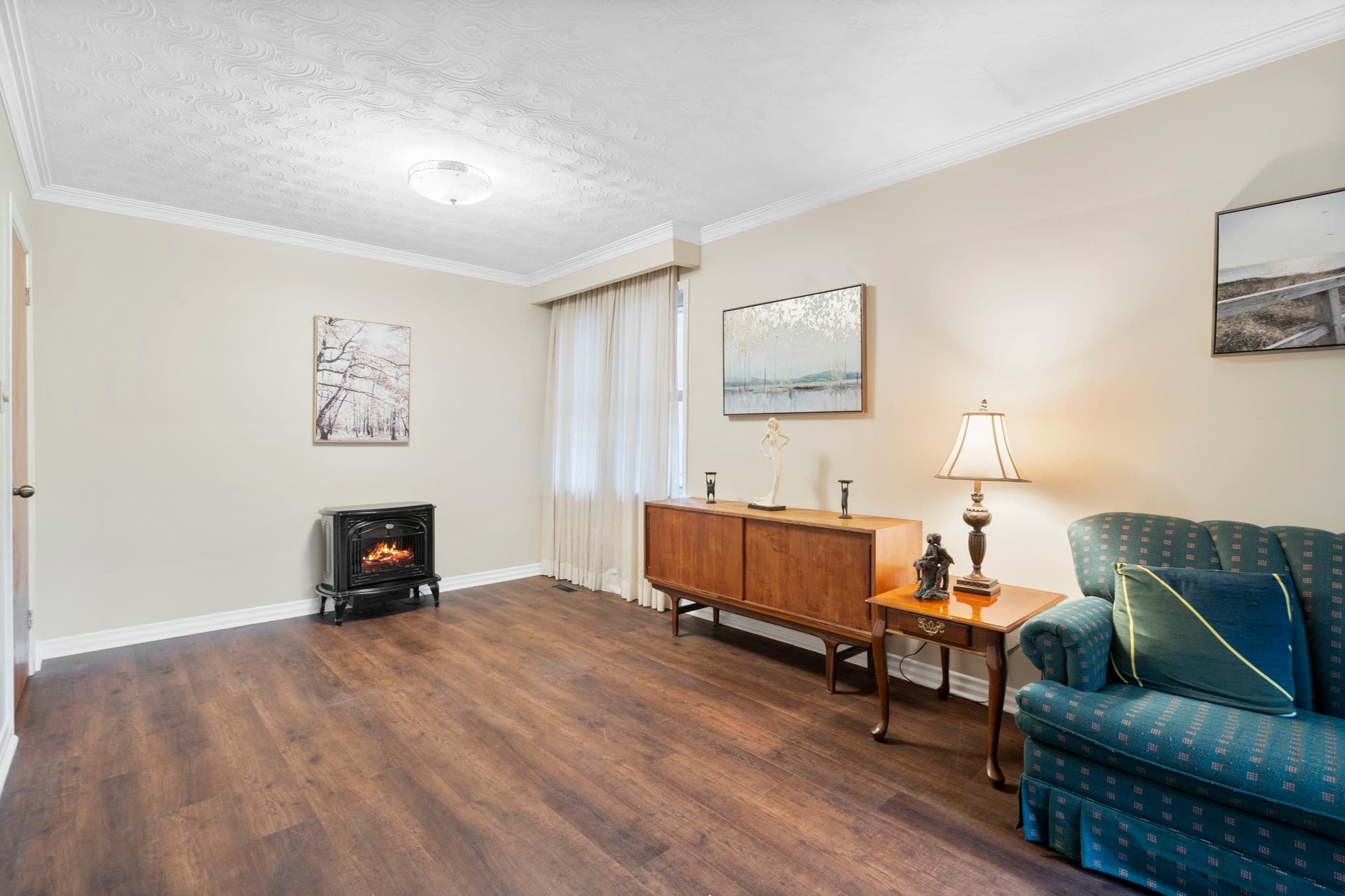 132 Grey Rd Toronto, ON M5M 4G1