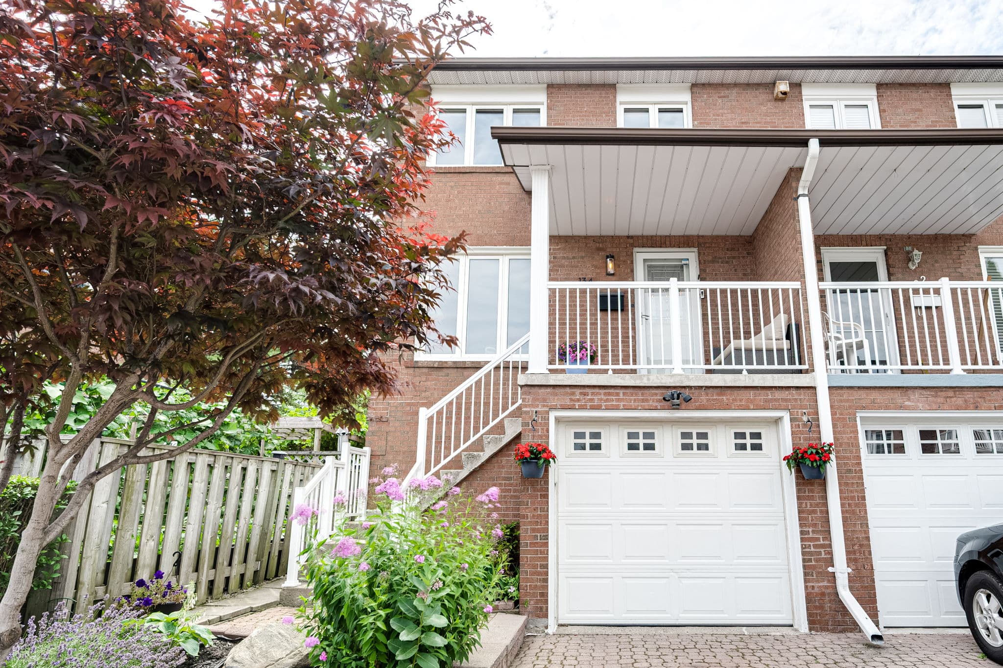 134 Beaver Terrace Toronto, ON M6H 4G8
