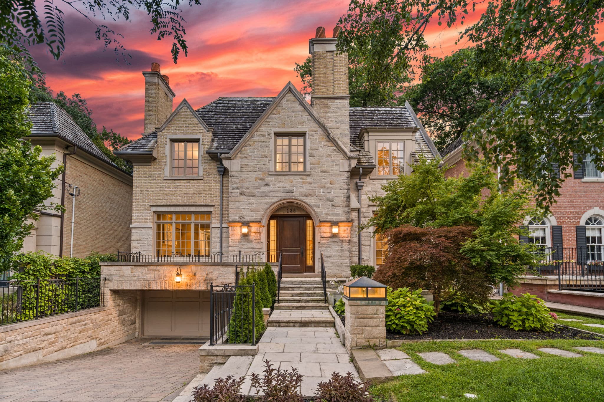 135 Rochester Ave Toronto, ON M4N 1N9
