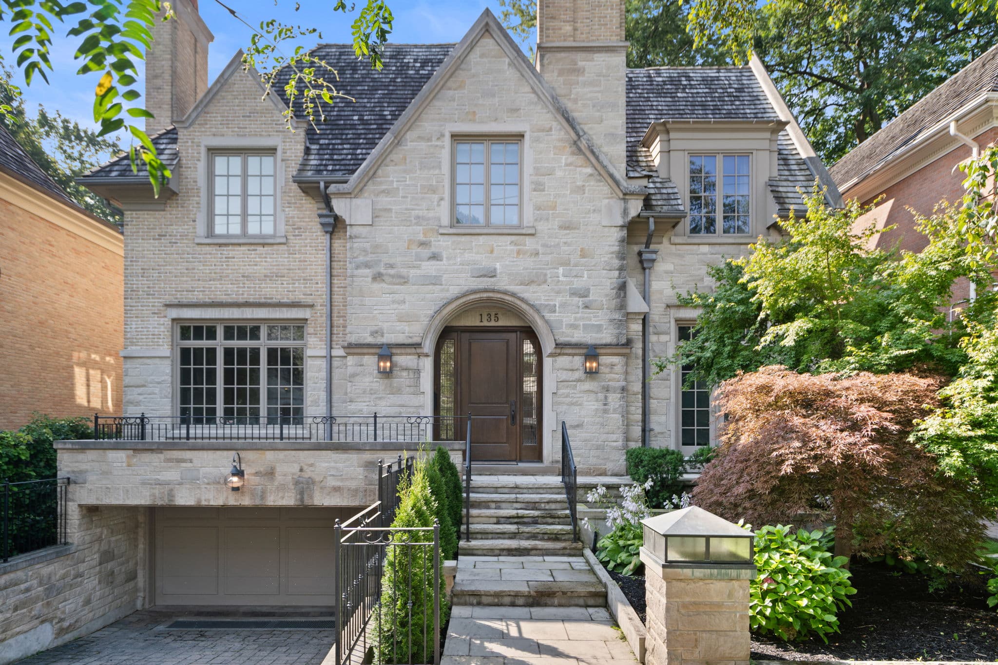 135 Rochester Ave Toronto, ON M4N 1N9