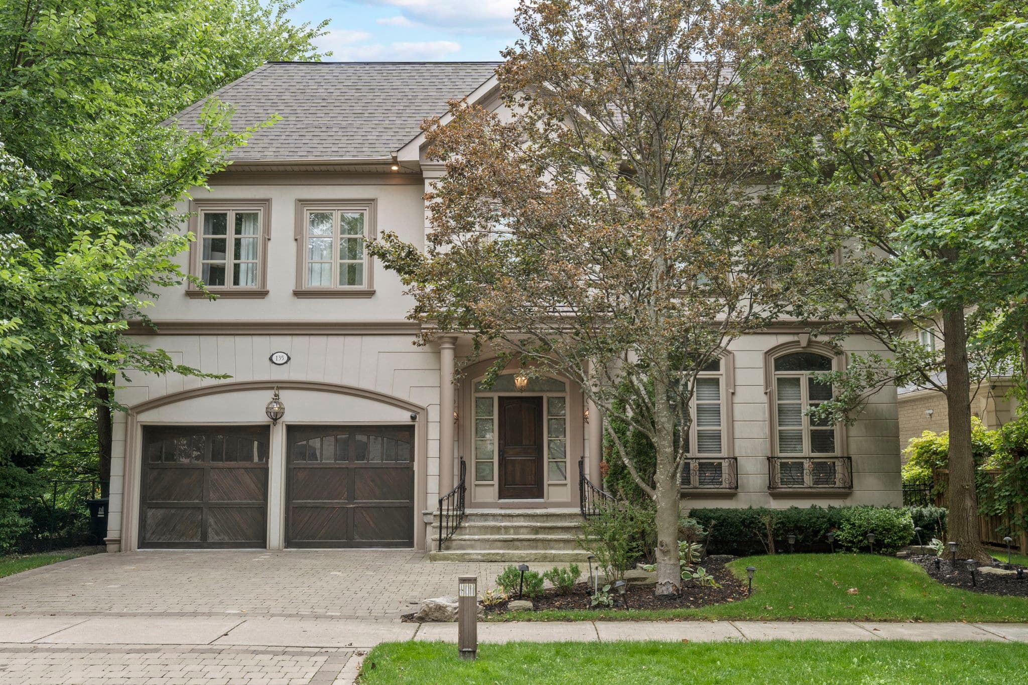 135 Yorkminster Rd Toronto, ON M2P 1M5