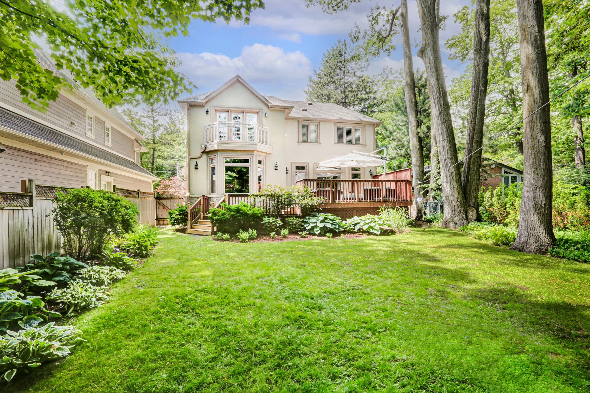 1353 Milton Ave Mississauga, ON L5G 3C5