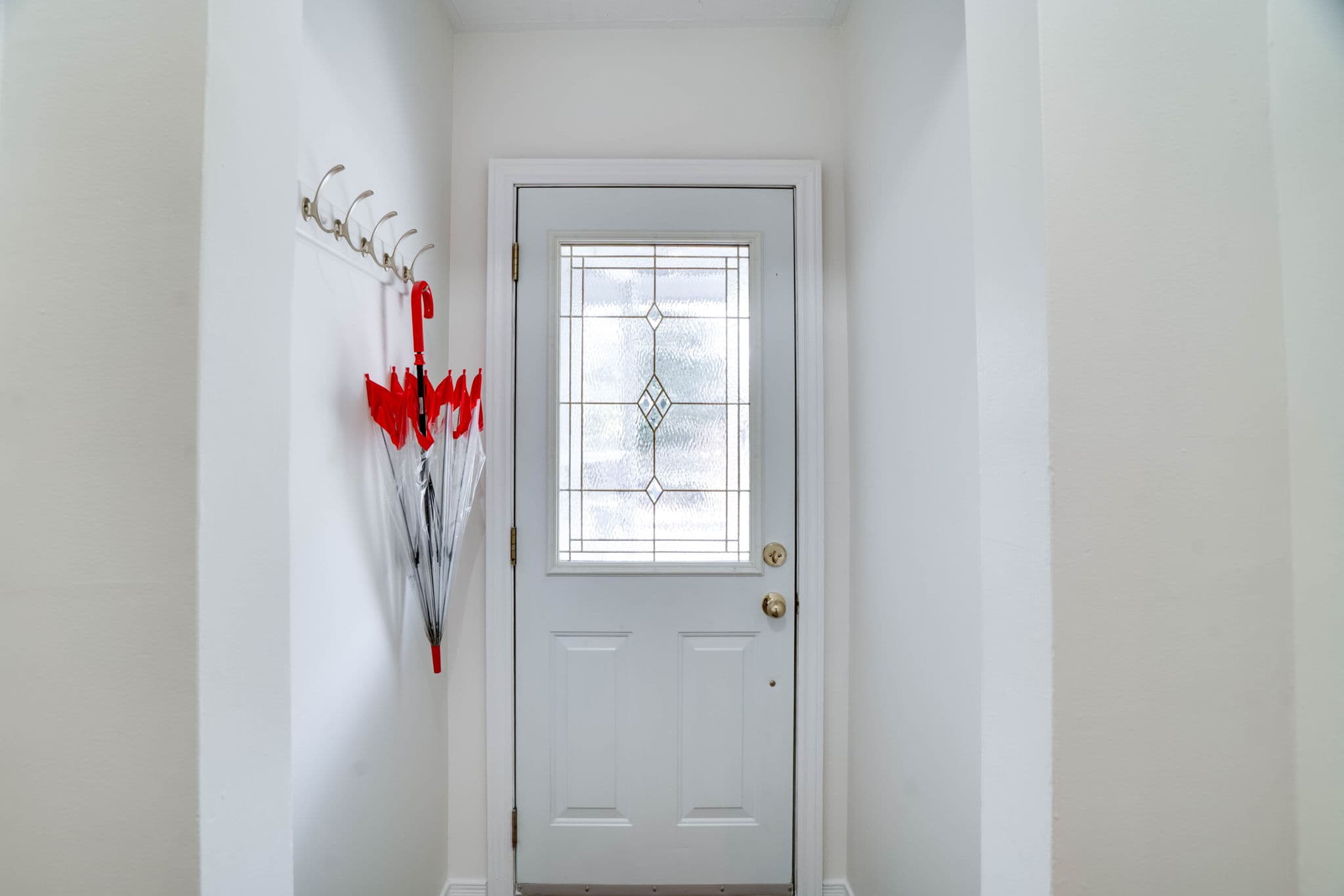 139 Kenwood Ave Toronto, ON M6C 2S4