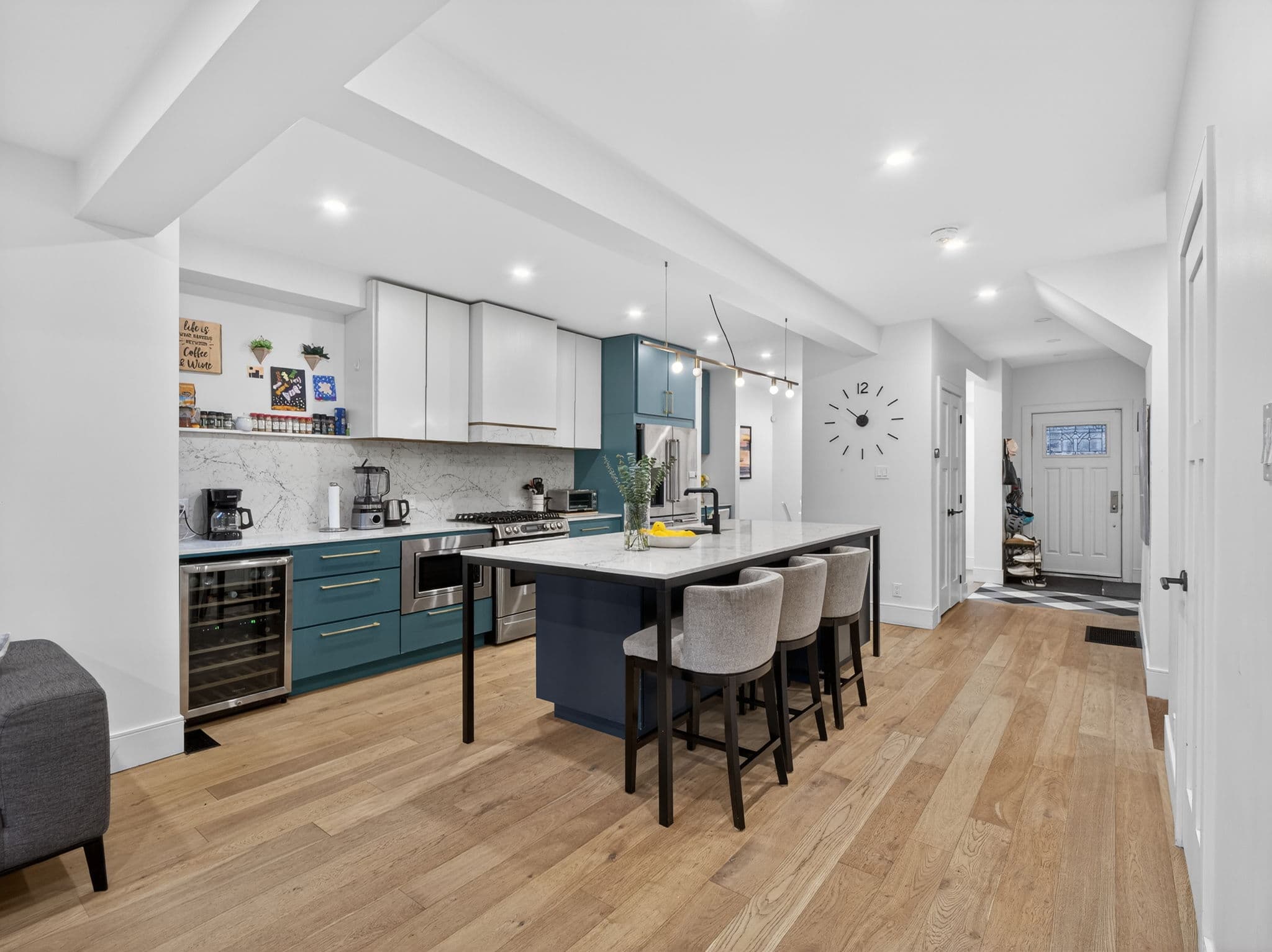 14 Coady Ave Toronto, ON M4M 2Y8