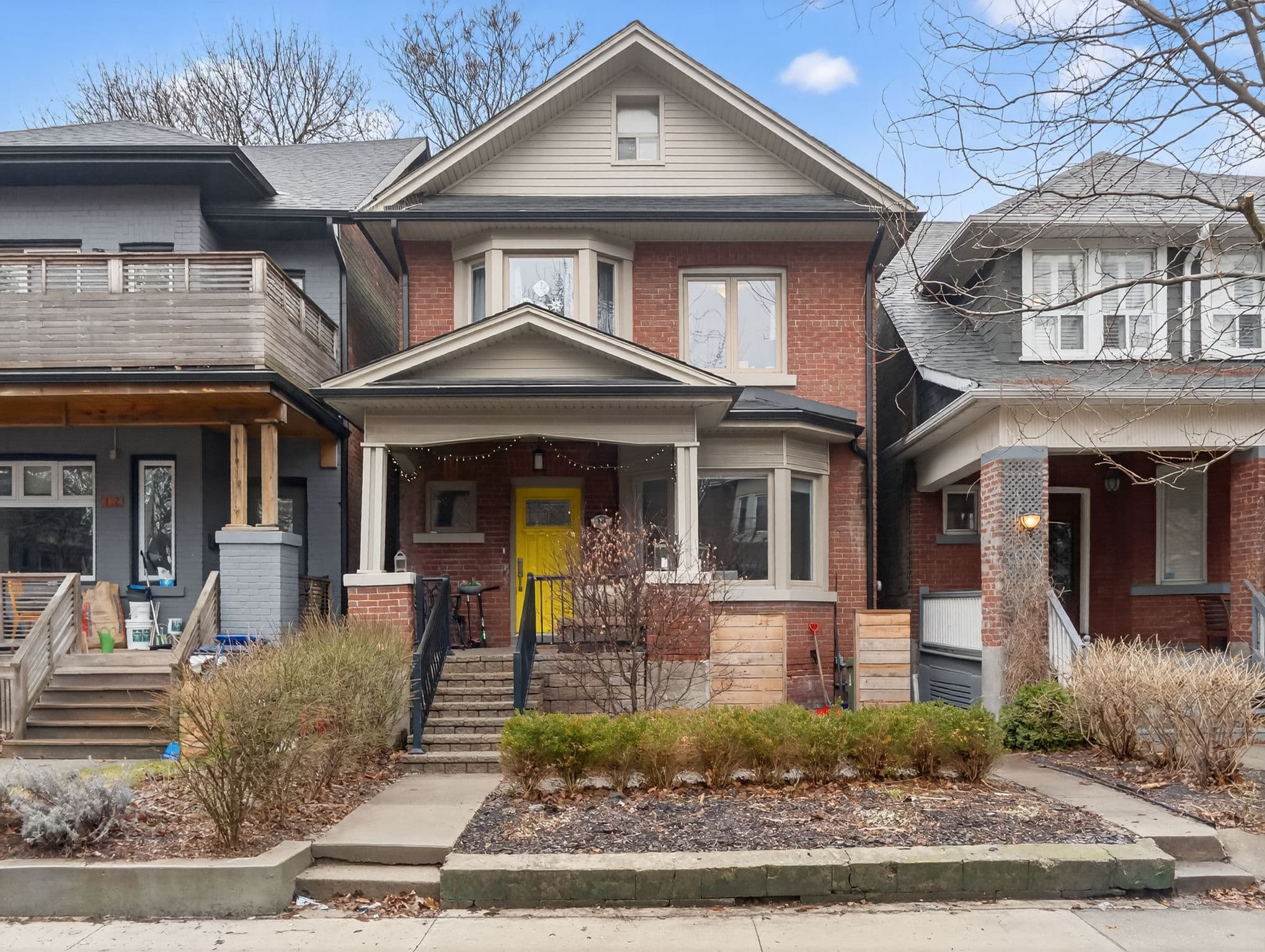 14 Coady Ave Toronto, ON M4M 2Y8