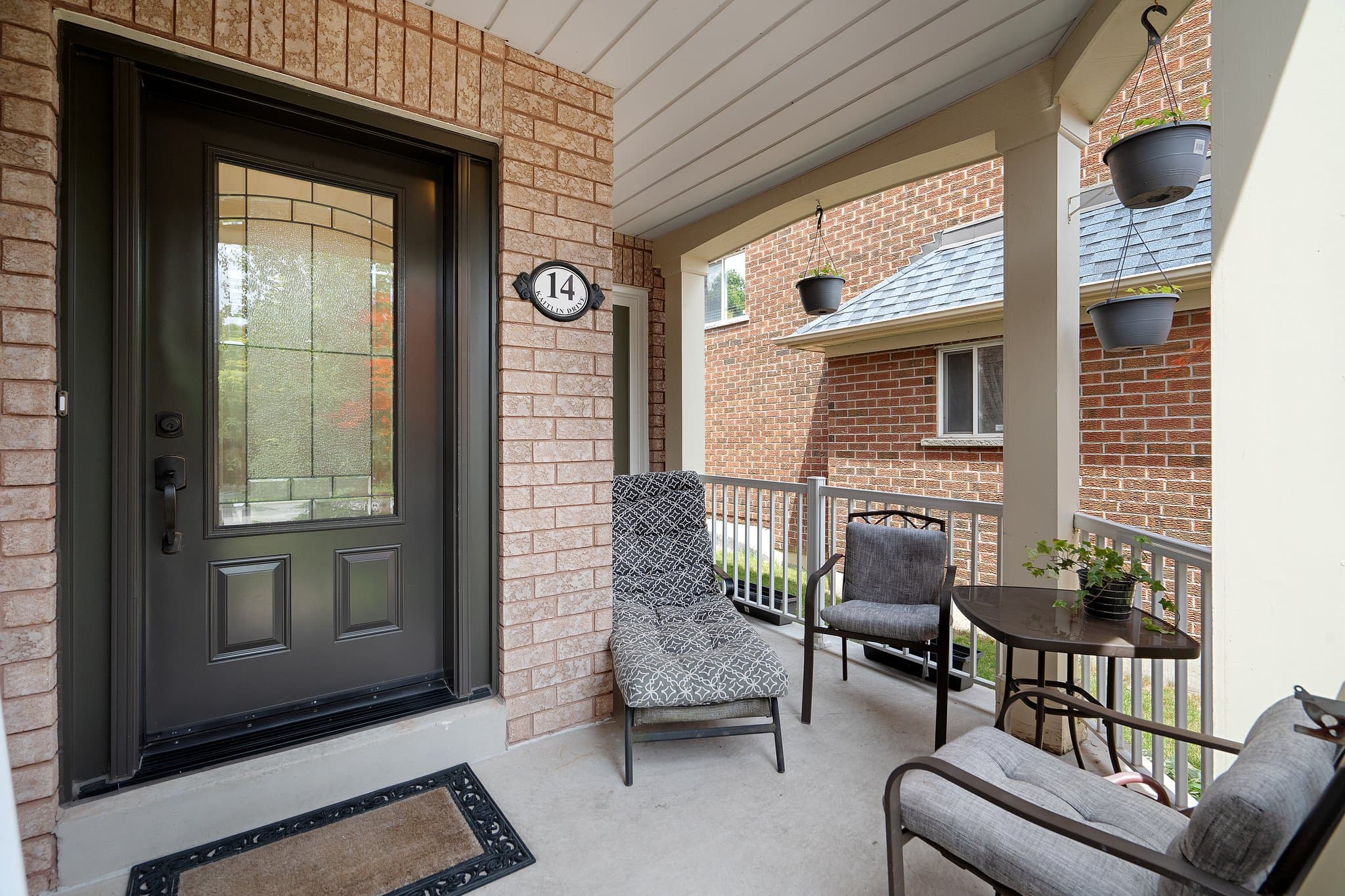 14 Kaitlin Dr Richmond Hill, ON L4E 3W6