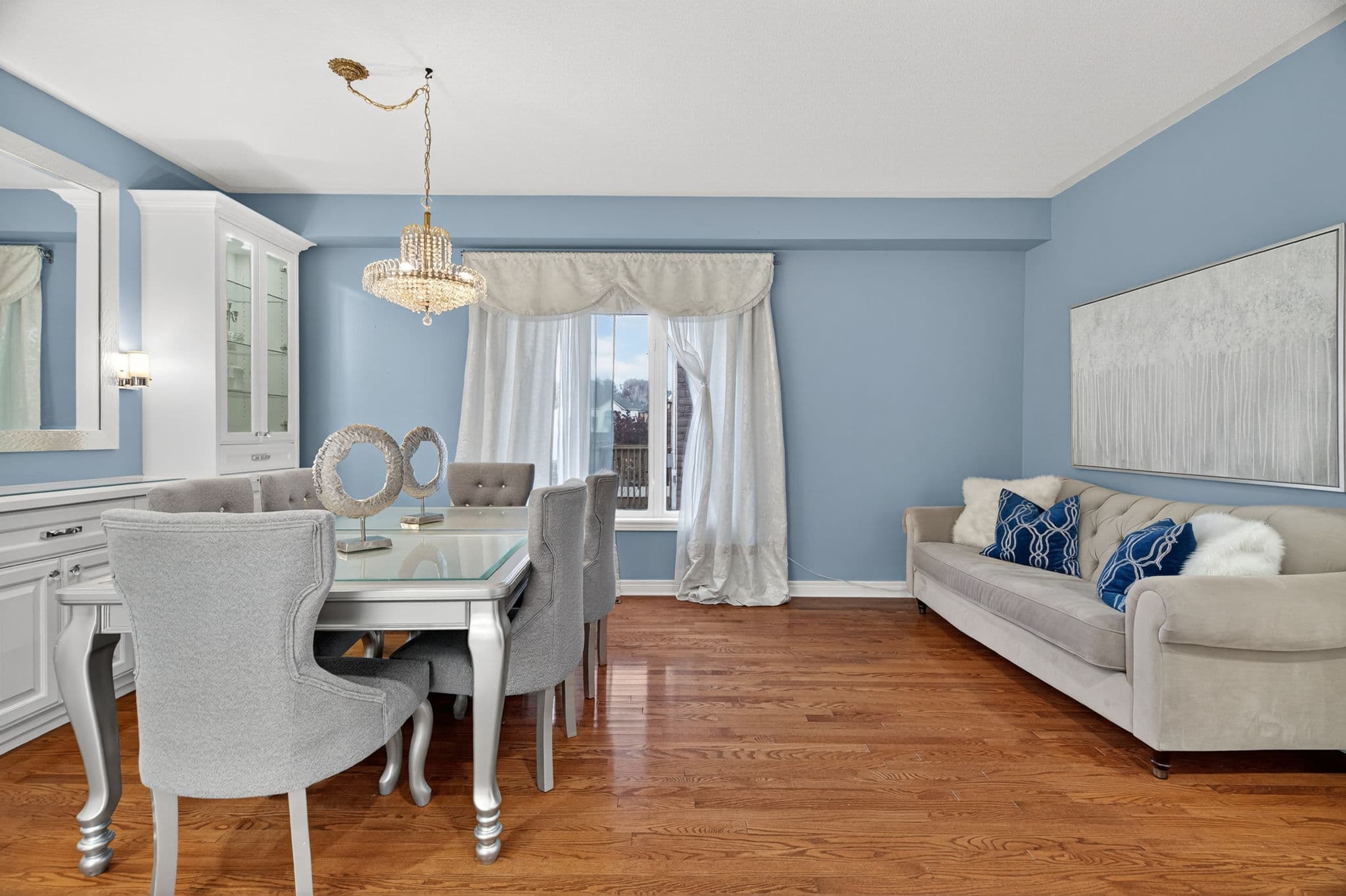 14 Pepperberry Rd Vaughan, ON L4J 8W9