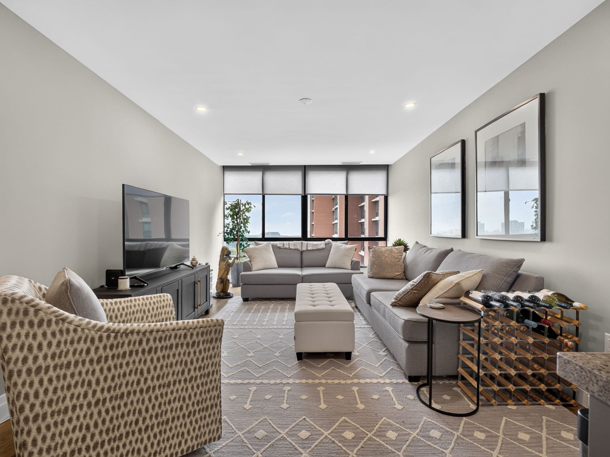 1400 Dixie Rd 1510 Mississauga, ON L5E 3E1