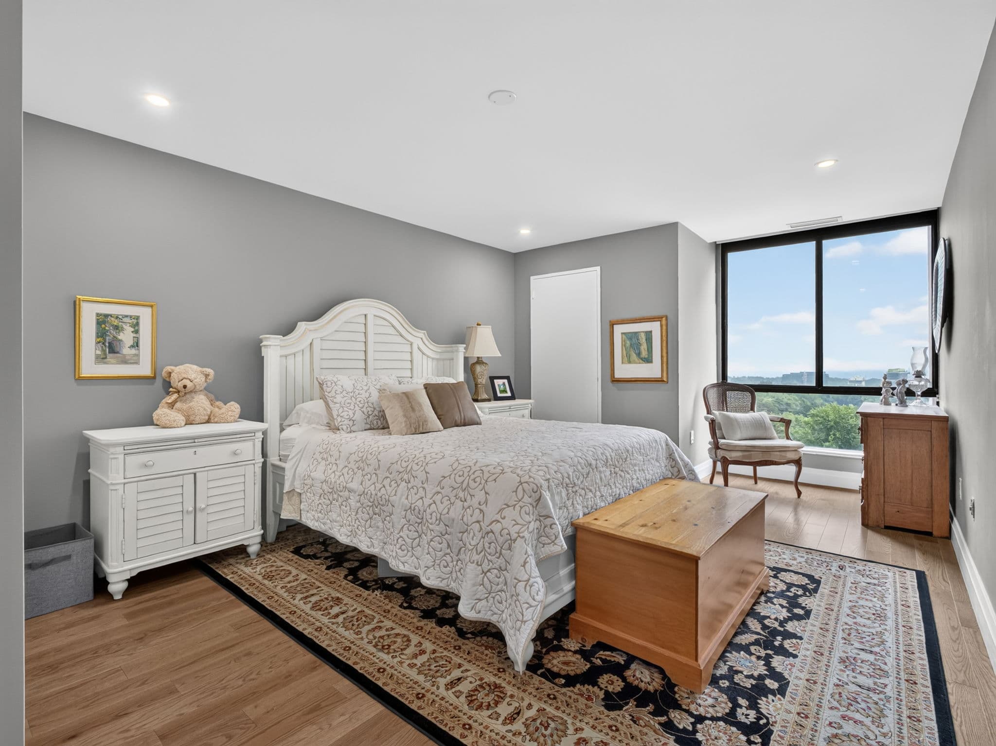 1400 Dixie Rd 1510 Mississauga, ON L5E 3E1