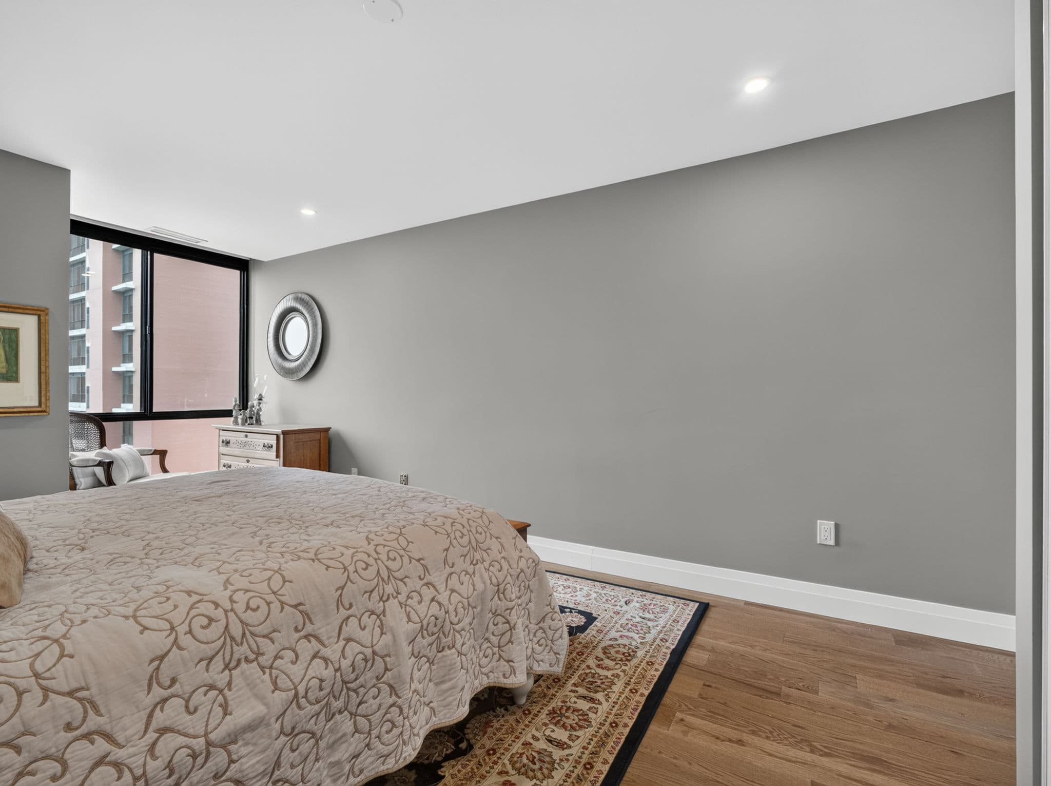 1400 Dixie Rd 1510 Mississauga, ON L5E 3E1