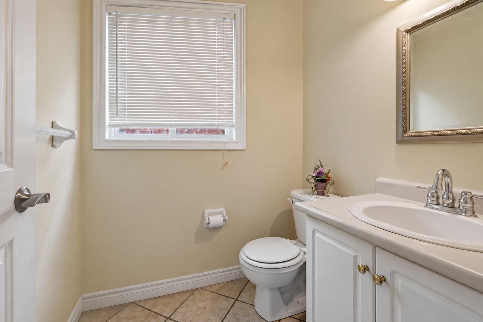 141 Starwood Dr Guelph, ON N1E 7G7