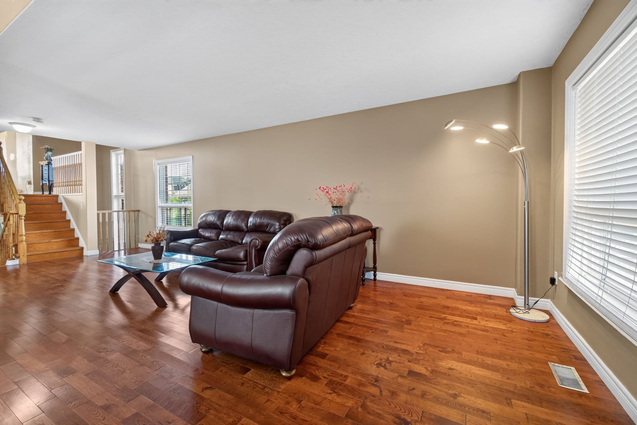 141 Starwood Dr Guelph, ON N1E 7G7