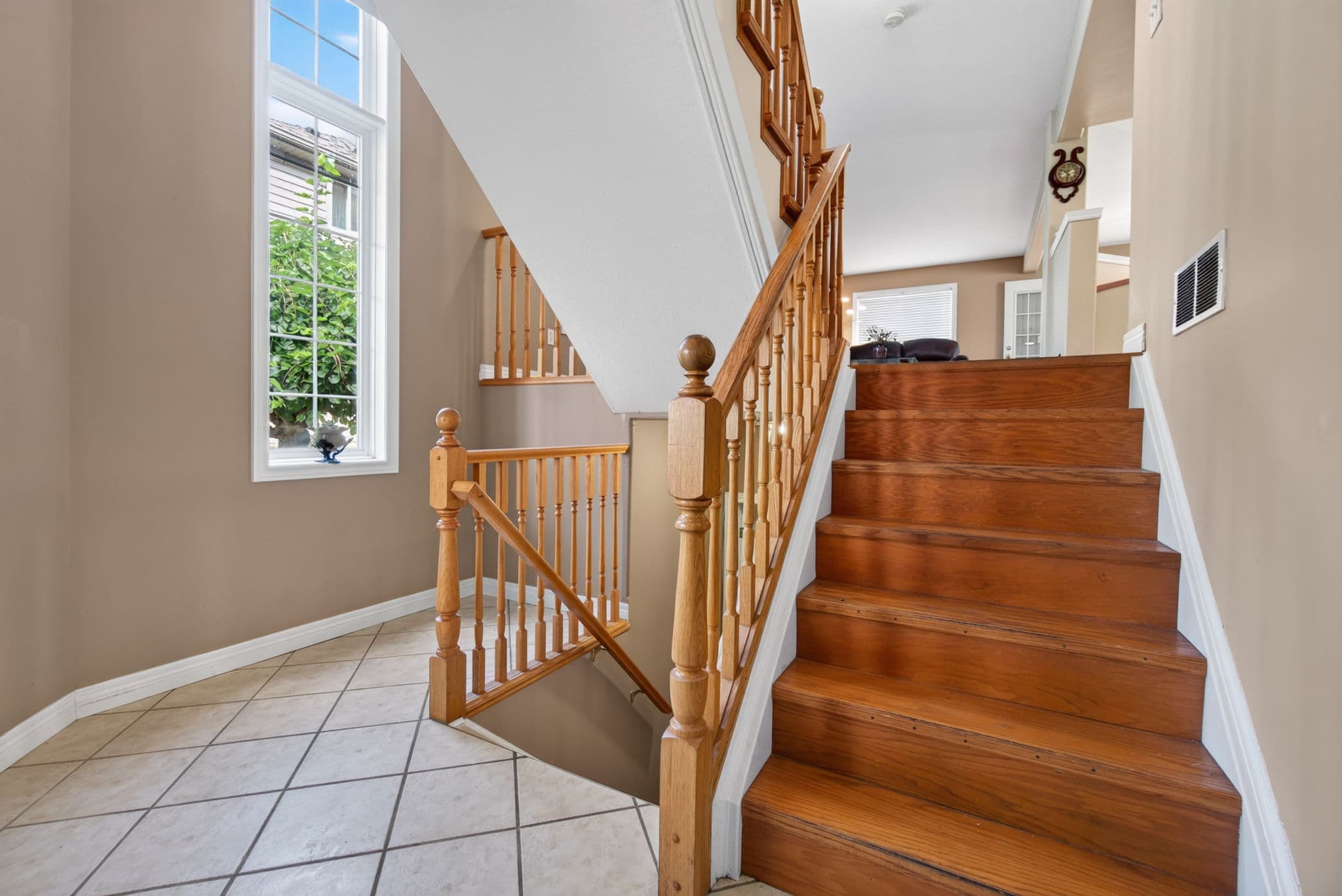 141 Starwood Dr Guelph, ON N1E 7G7