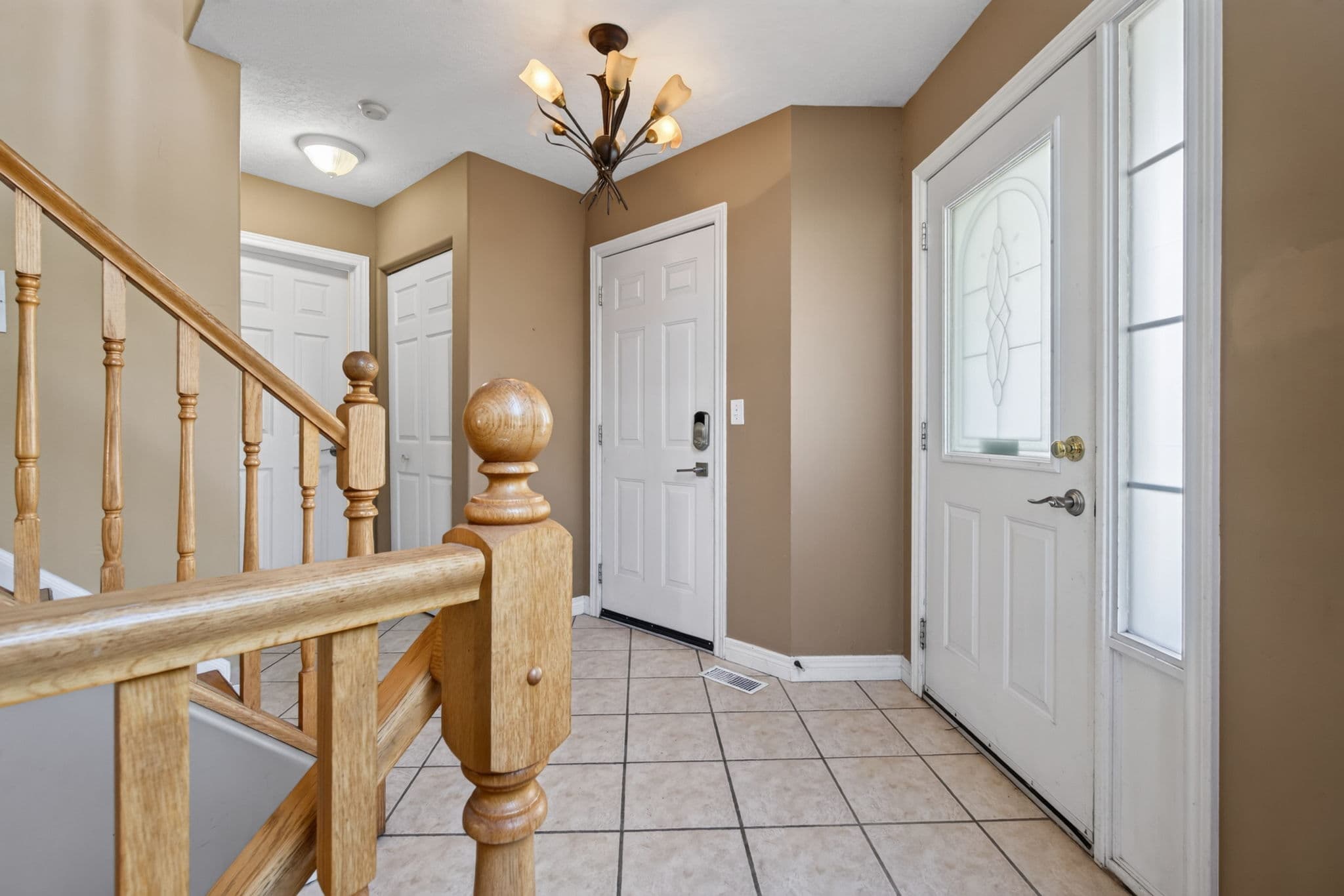 141 Starwood Dr Guelph, ON N1E 7G7