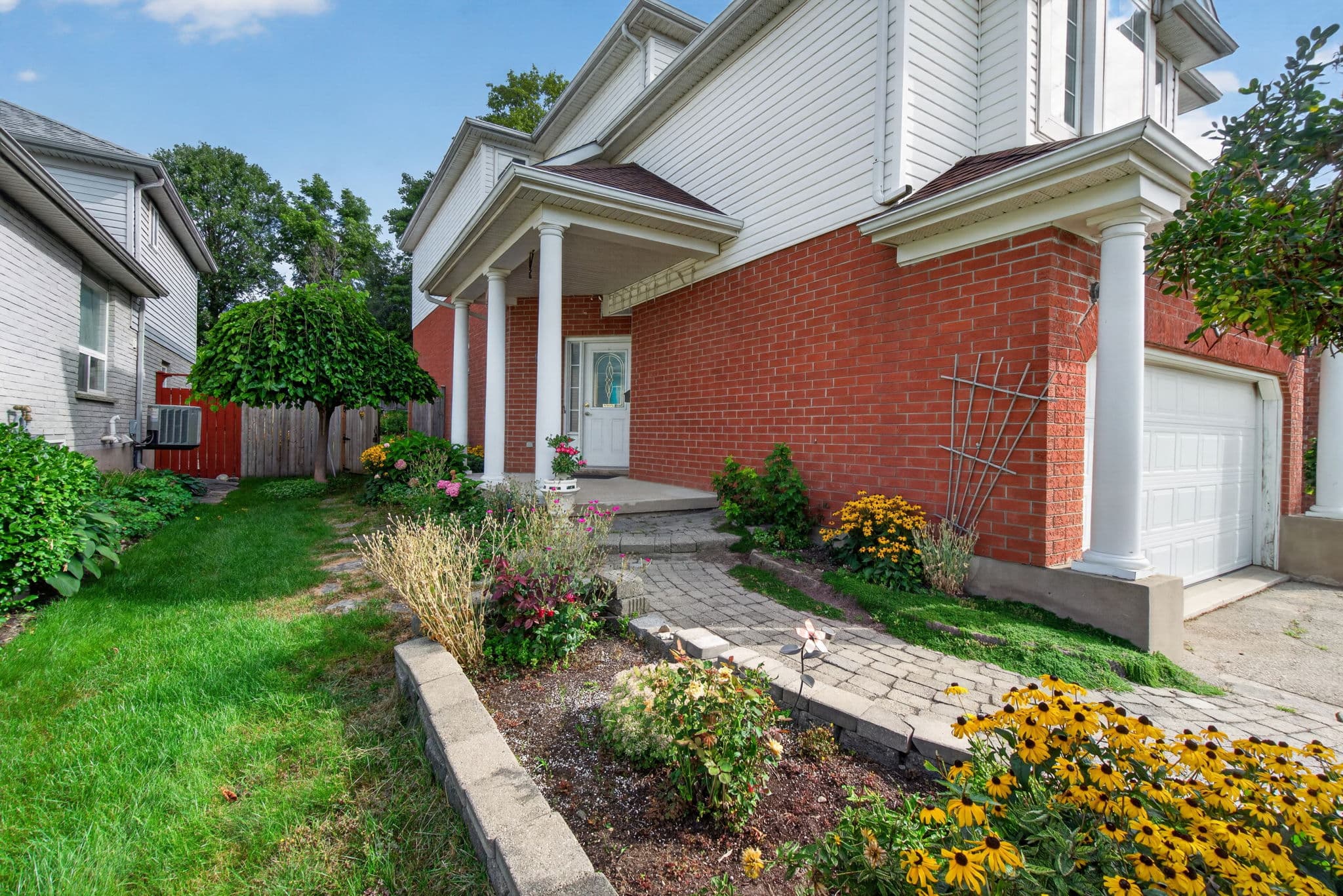 141 Starwood Dr Guelph, ON N1E 7G7