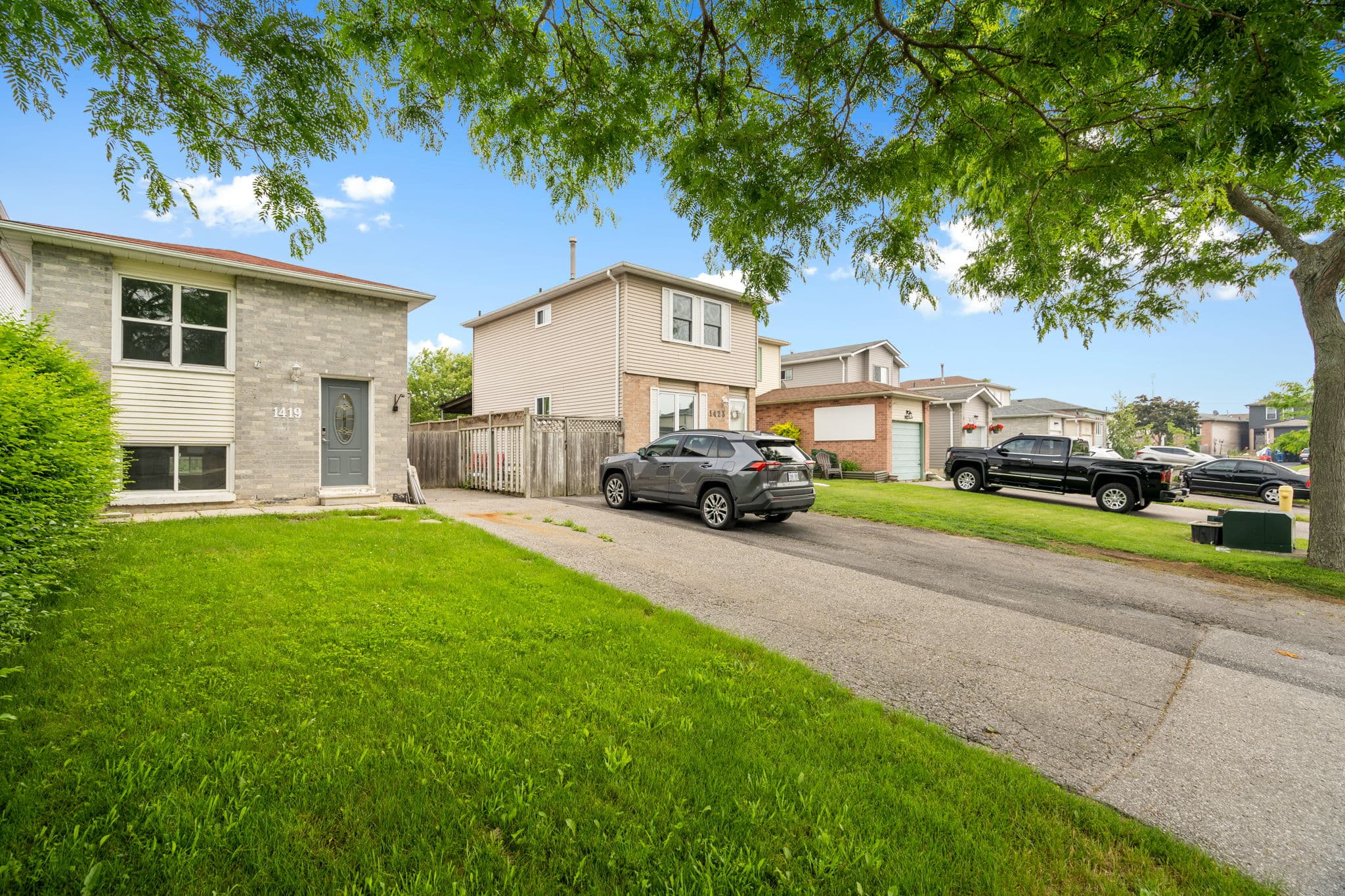 1419 Outlet Dr Oshawa, ON L1J 7Z6