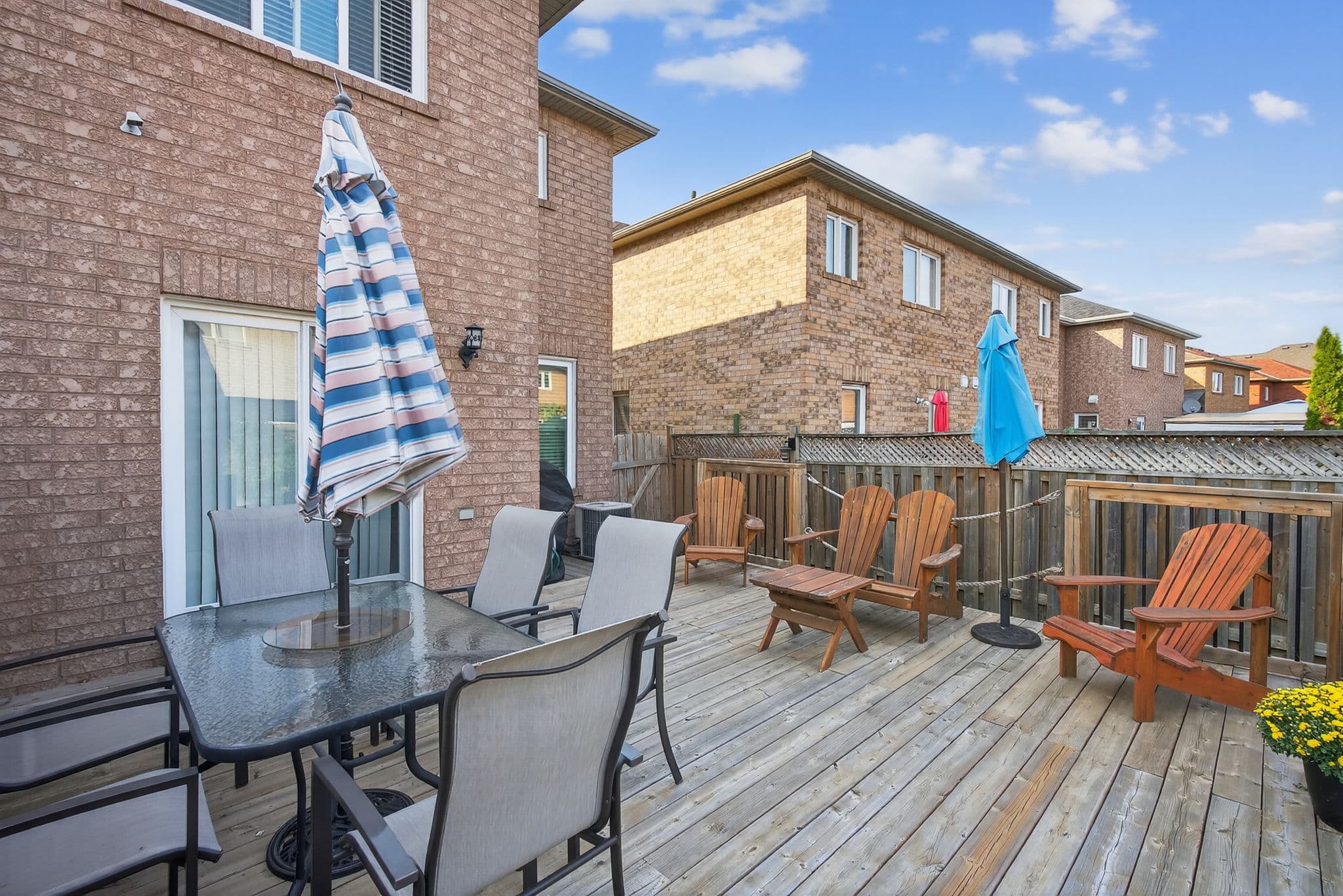 143 Komura Rd Vaughan, ON L6A 3L9