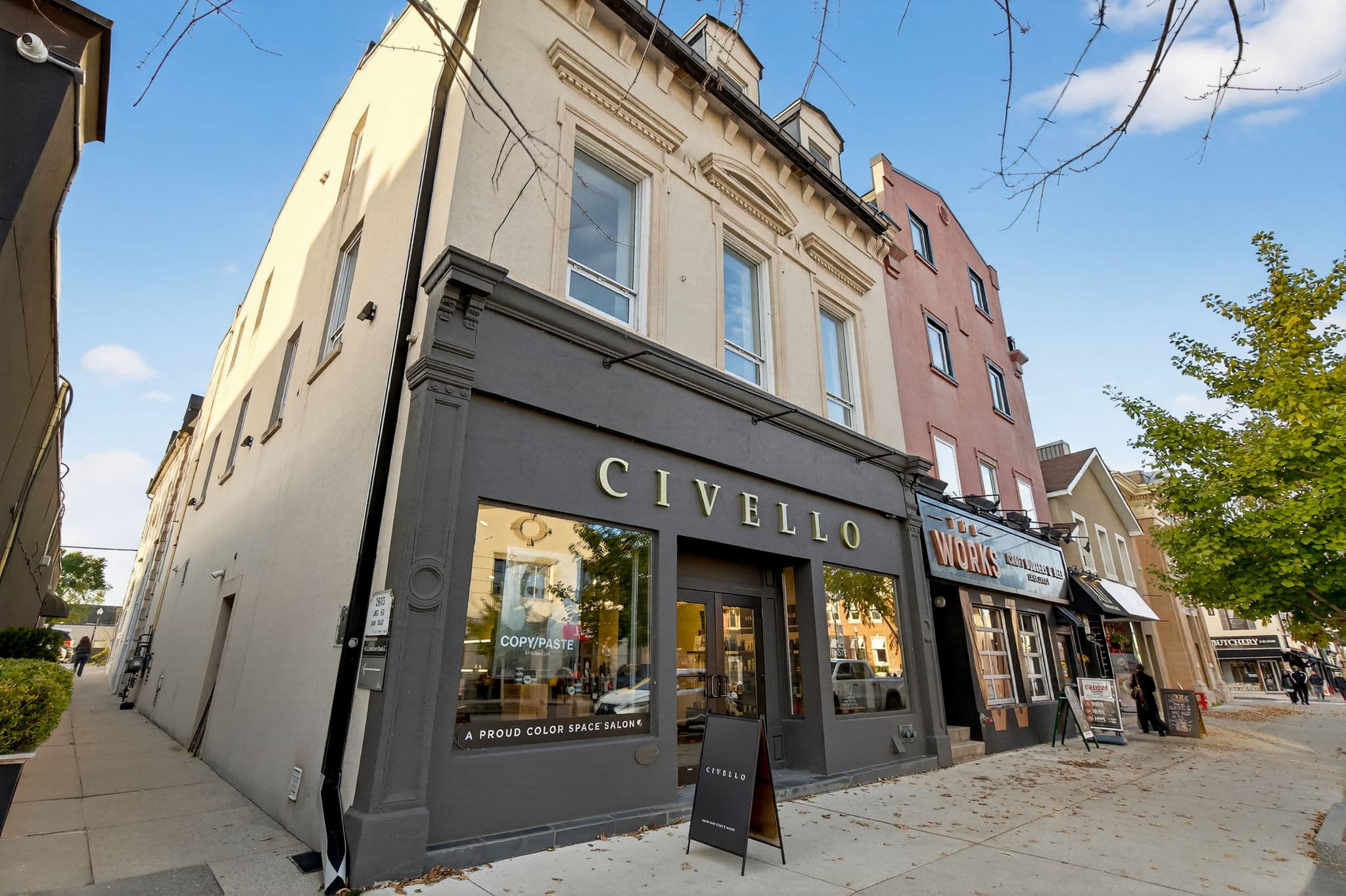 145 Lakeshore Rd E Unit 200 Oakville, ON L6J 1H3