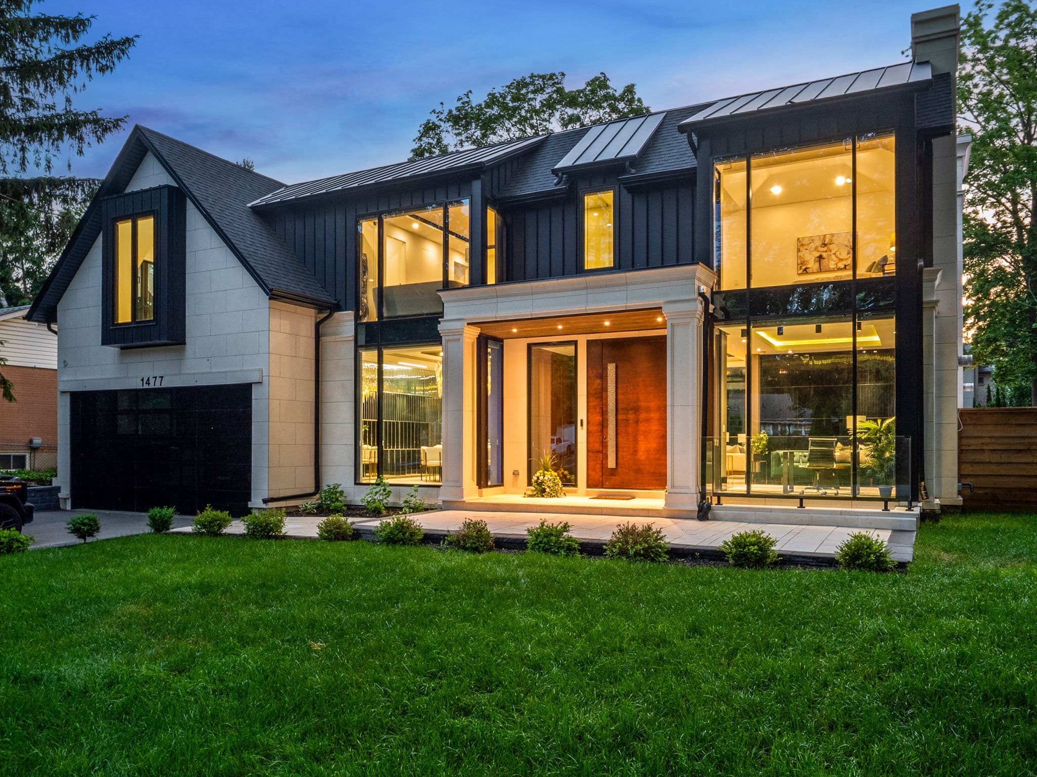 1477 Duncan Rd Oakville, ON L6J 2R5