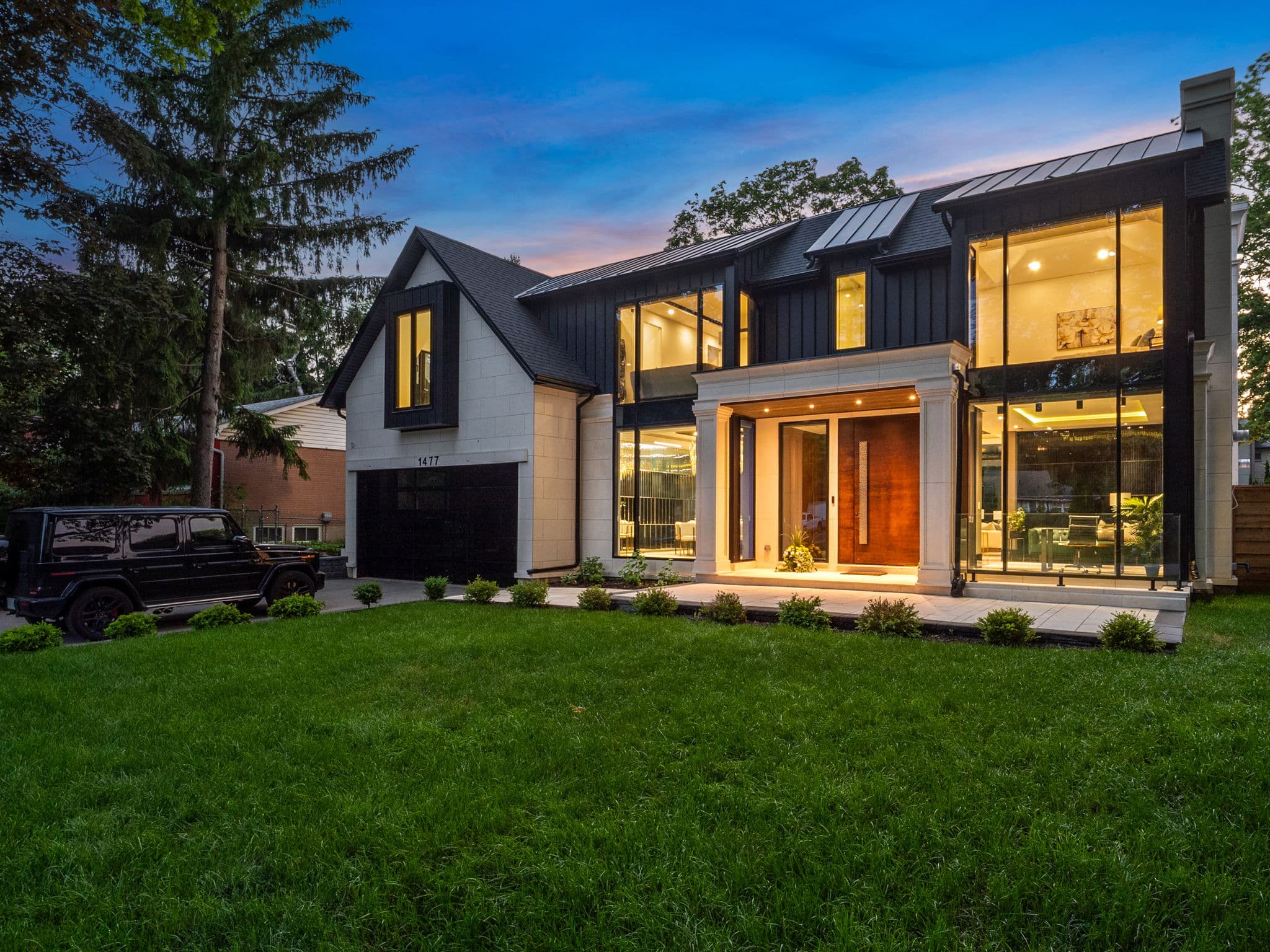 1477 Duncan Rd Oakville, ON L6J 2R5